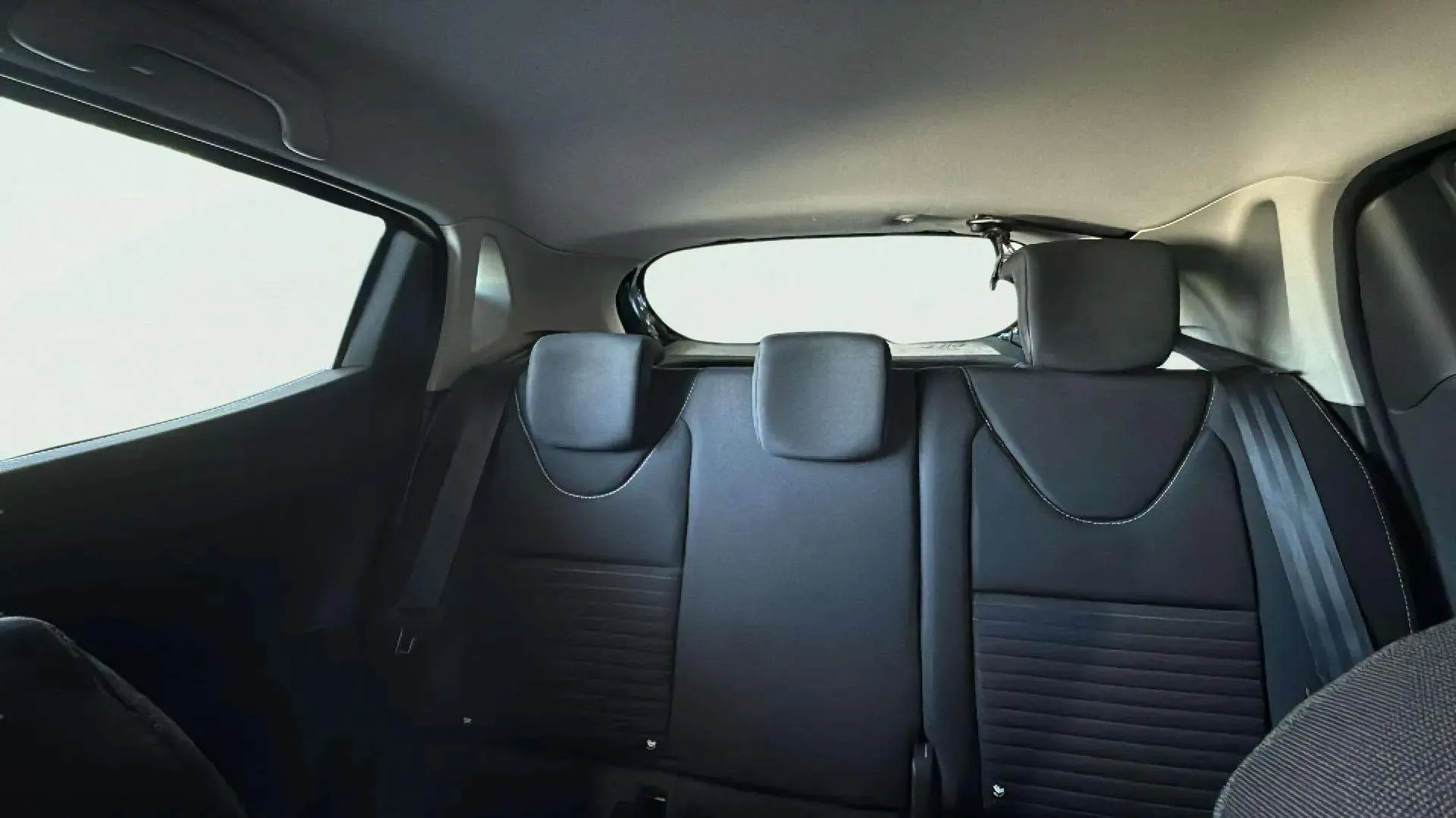 Renault Clio Limited 1.2 16v - foto 13