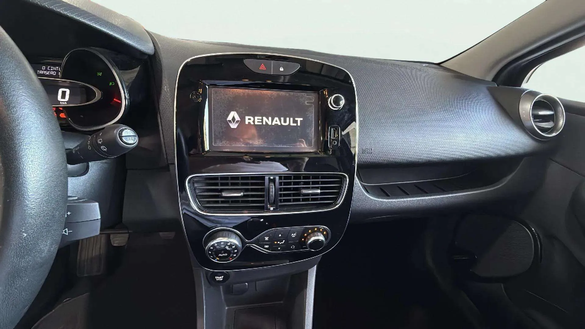 Renault Clio Limited 1.2 16v - foto 10