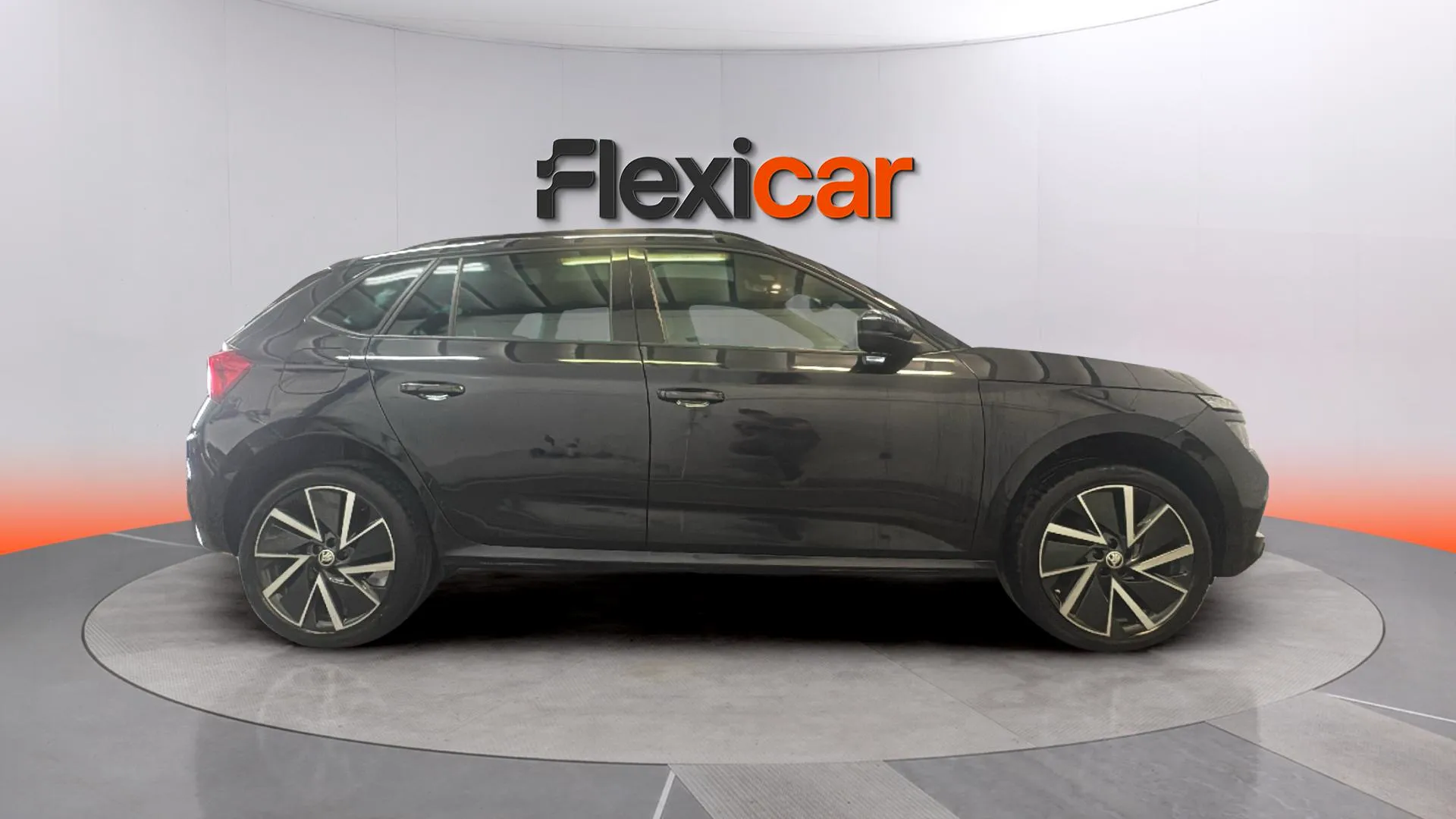 Škoda Kamiq 1.0 TSI DSG Selection - foto 15