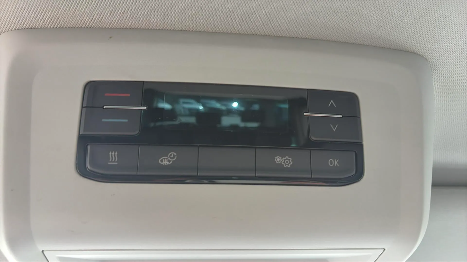 Volkswagen Multivan Premium Corto 2.0 TDI BMT DSG - foto 22