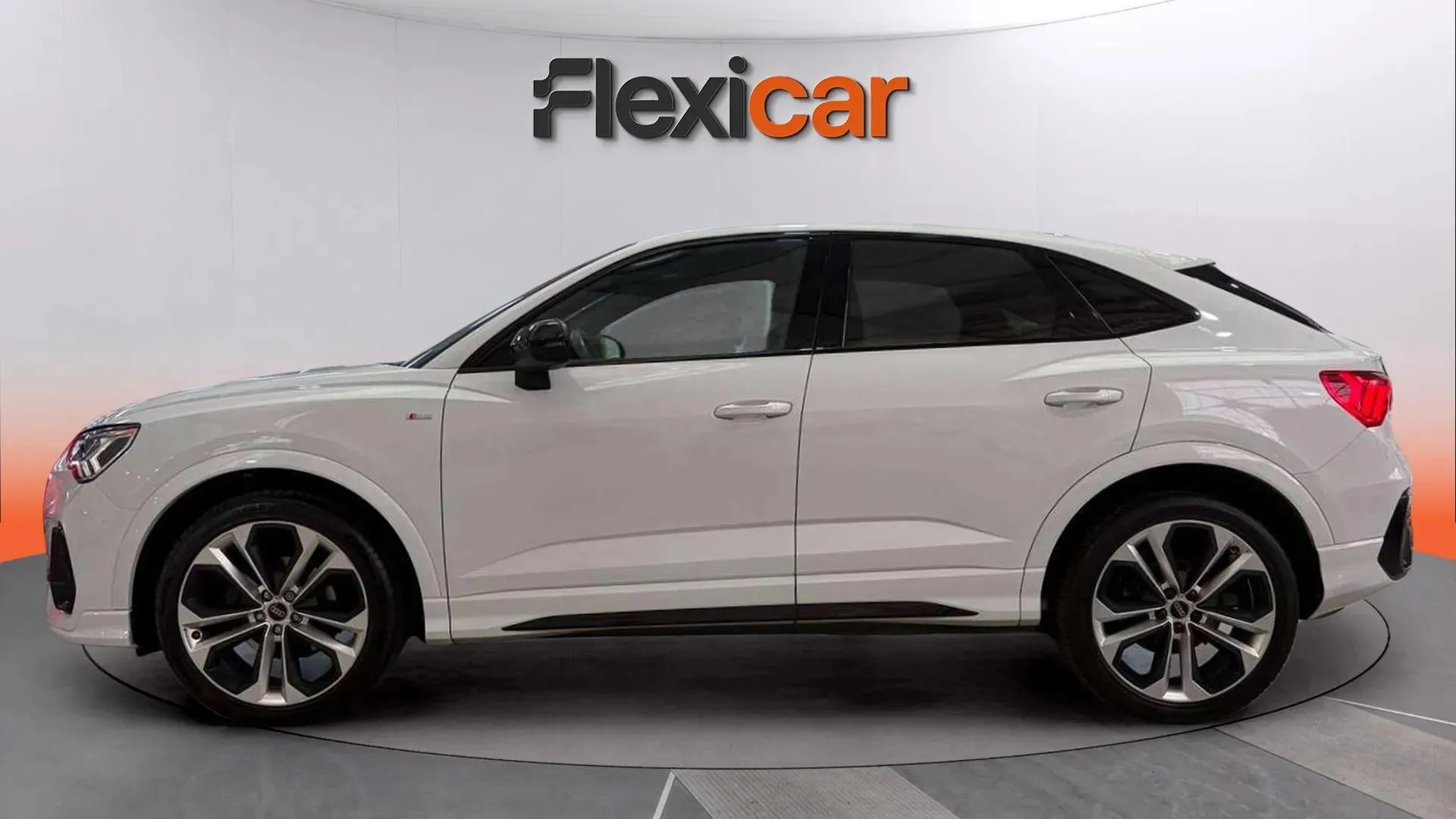 Audi Q3 S line 35 TFSI S tronic - foto 4