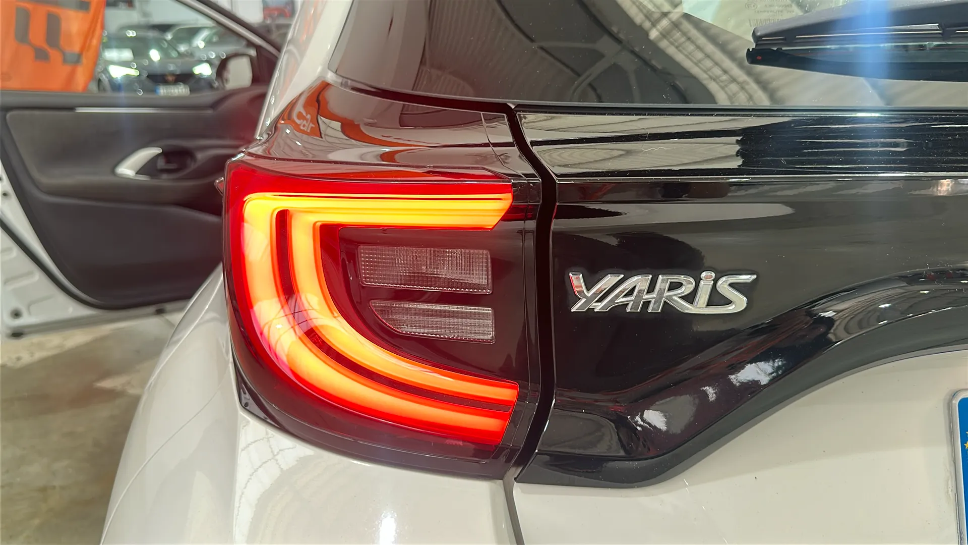 Toyota Yaris 1.5 125 S-Edition - foto 31