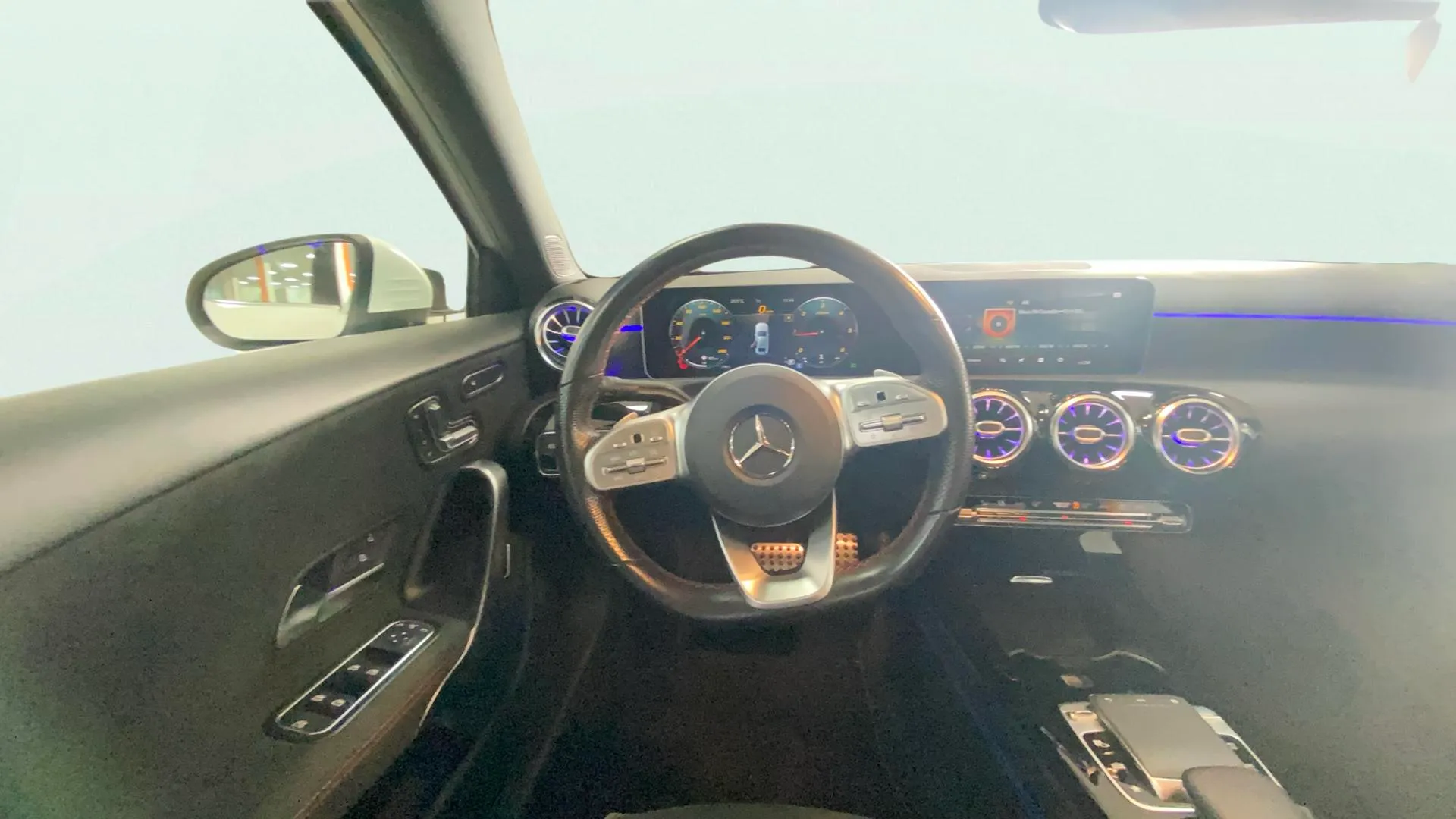 Mercedes-Benz Clase A Sedán A 180 d - foto 7