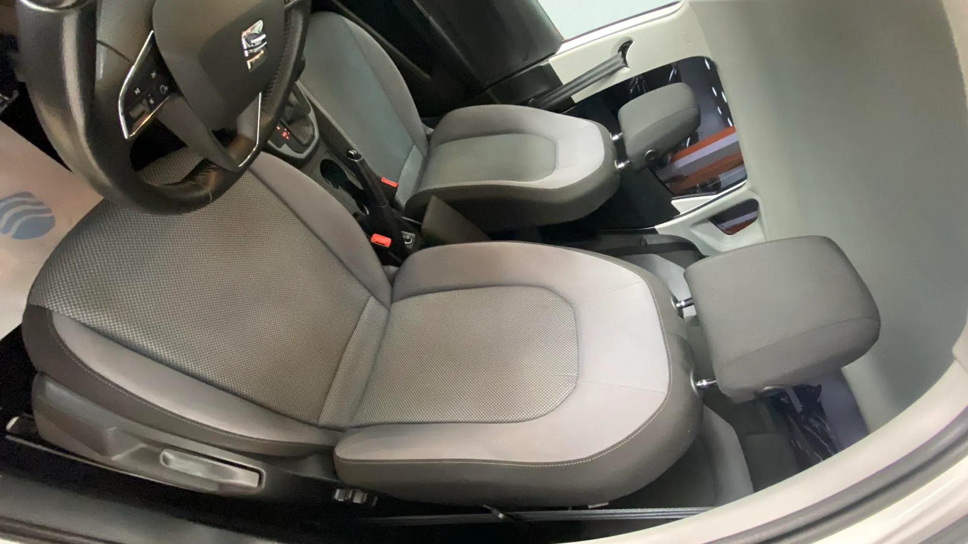 SEAT Arona 1.0 TSI Style Go Ecomotive - foto 9