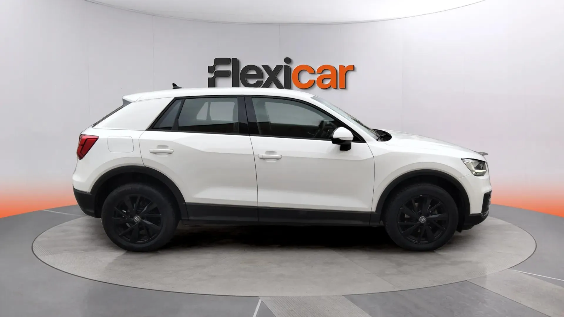 Audi Q2 Advanced 30 TDI S tronic - foto 3