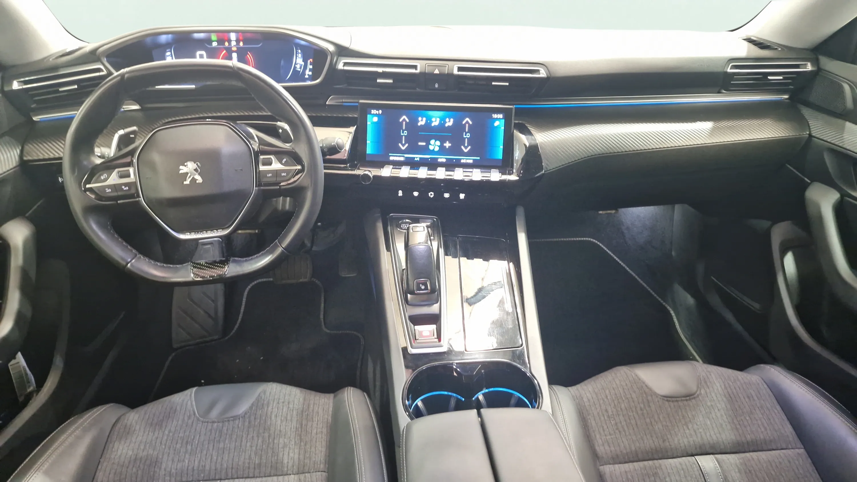 Peugeot 508 SW Active BlueHDi EAT8 - foto 8