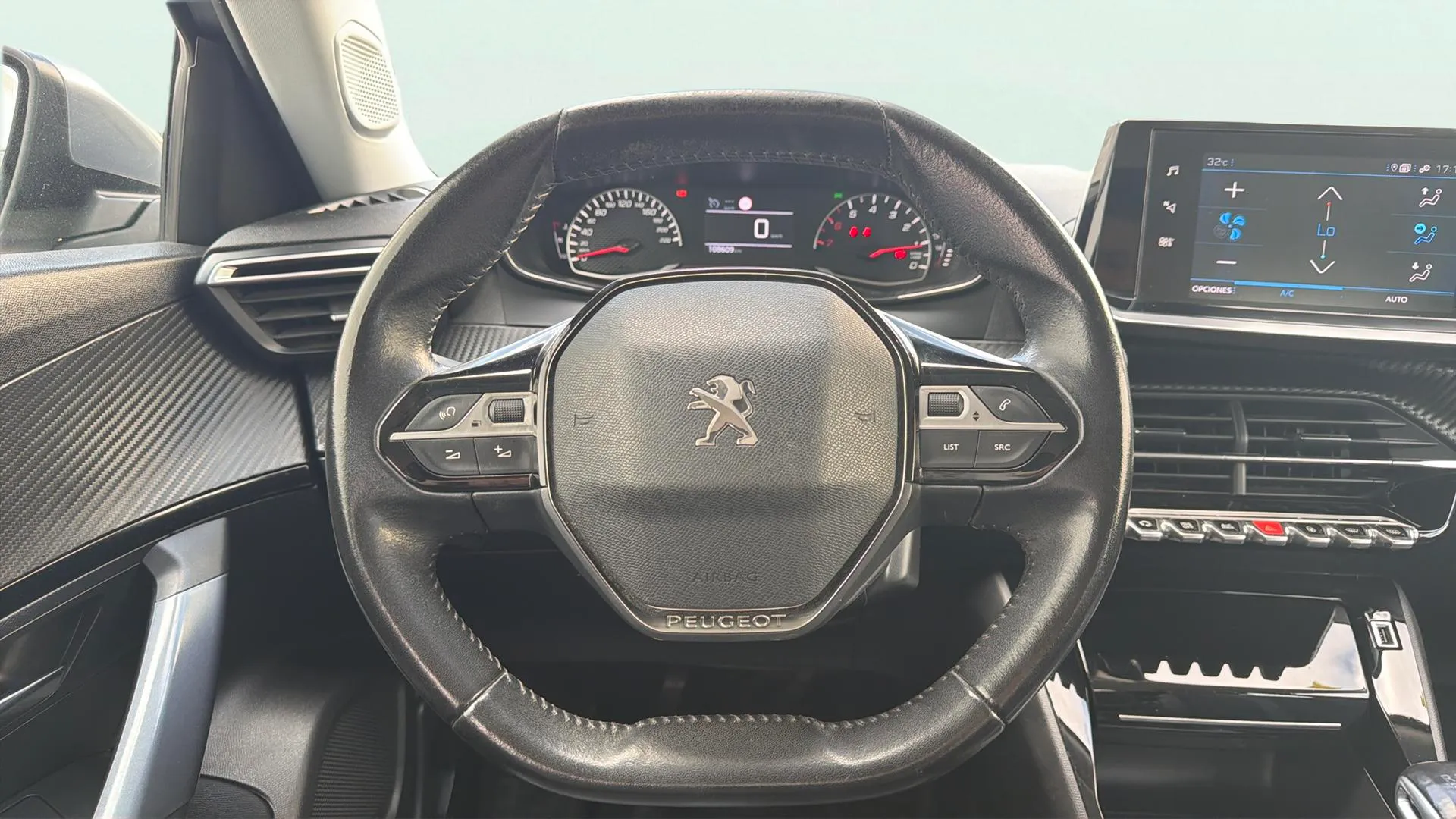 Peugeot 2008 Allure BlueHDi 100 BVM6 - foto 7