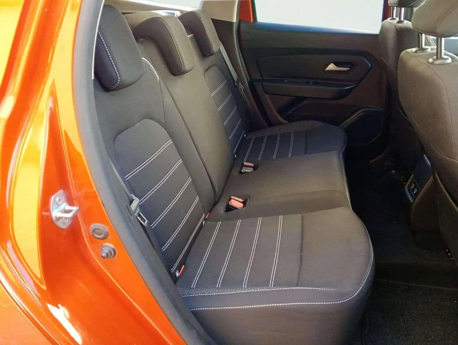 Dacia Duster Essential TCe ECO-G 4x2 - foto 16