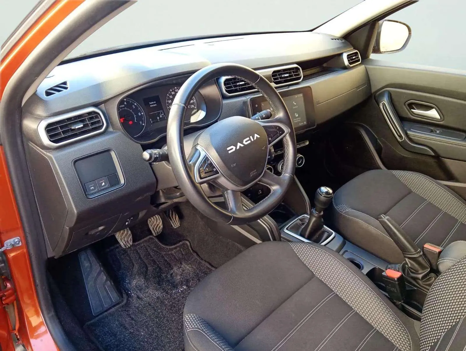 Dacia Duster Essential TCe ECO-G 4x2 - foto 8