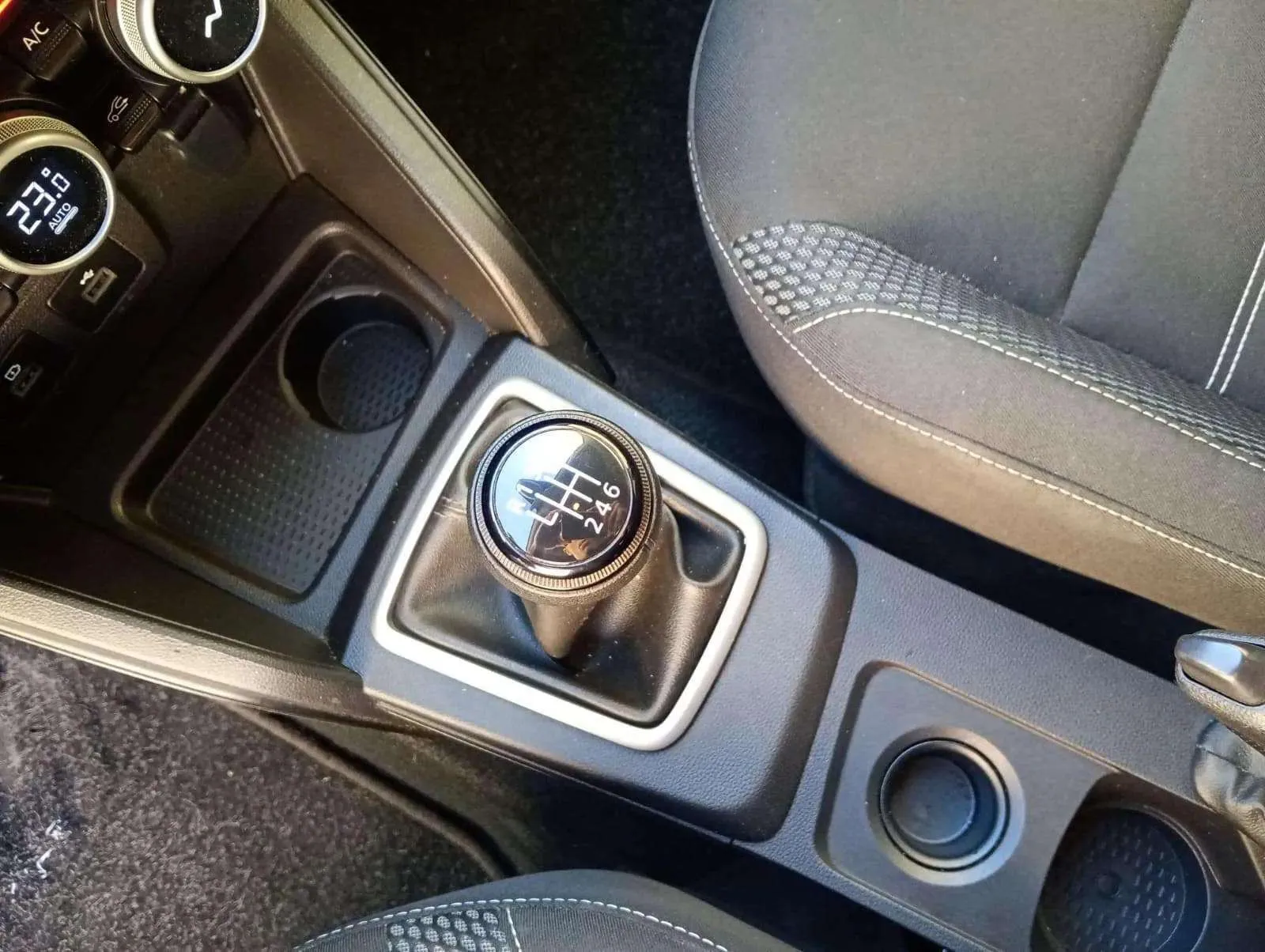 Dacia Duster Essential TCe ECO-G 4x2 - foto 9