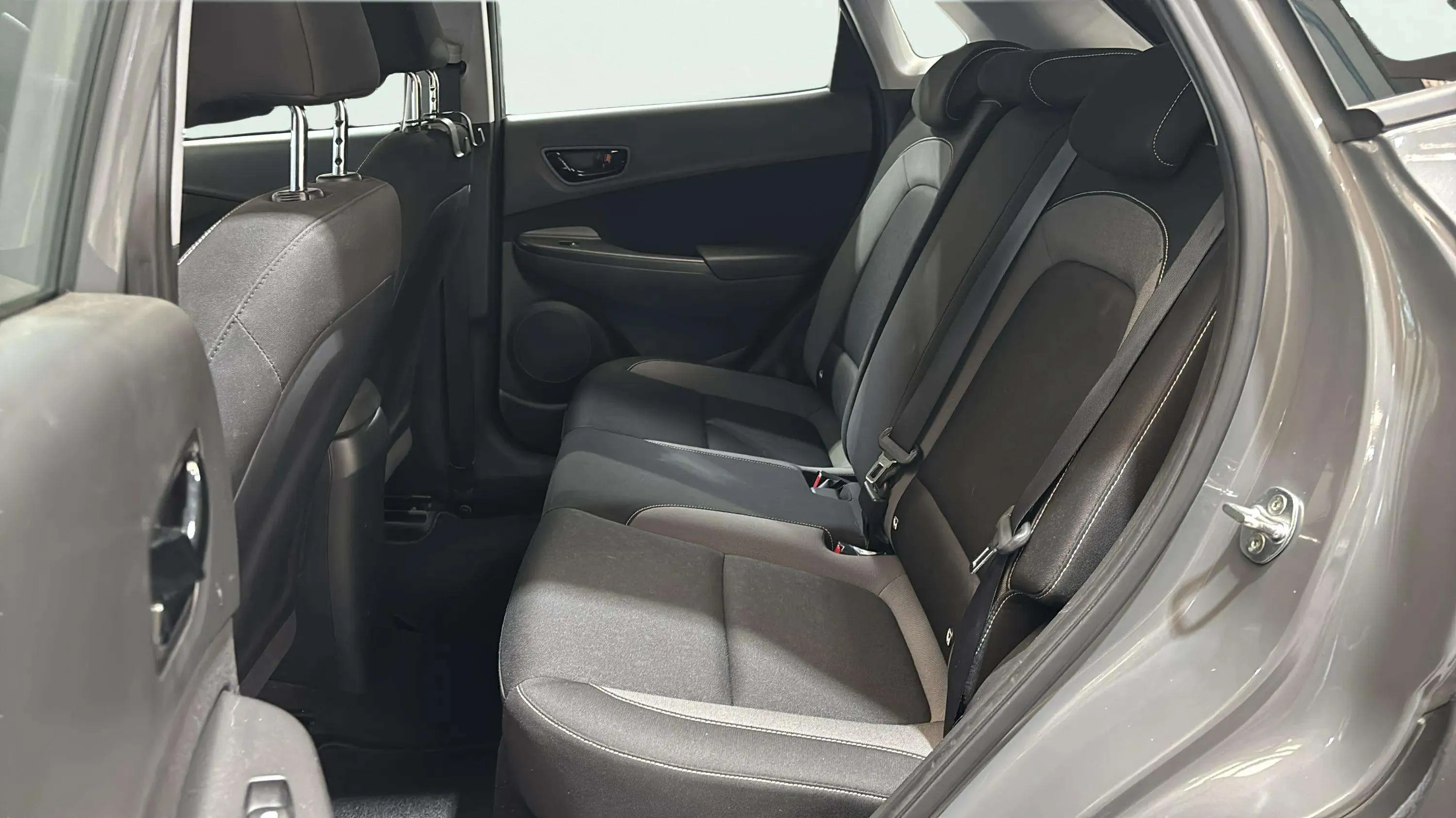 Hyundai Kona 1.6 GDI HEV Klass DCT - foto 17