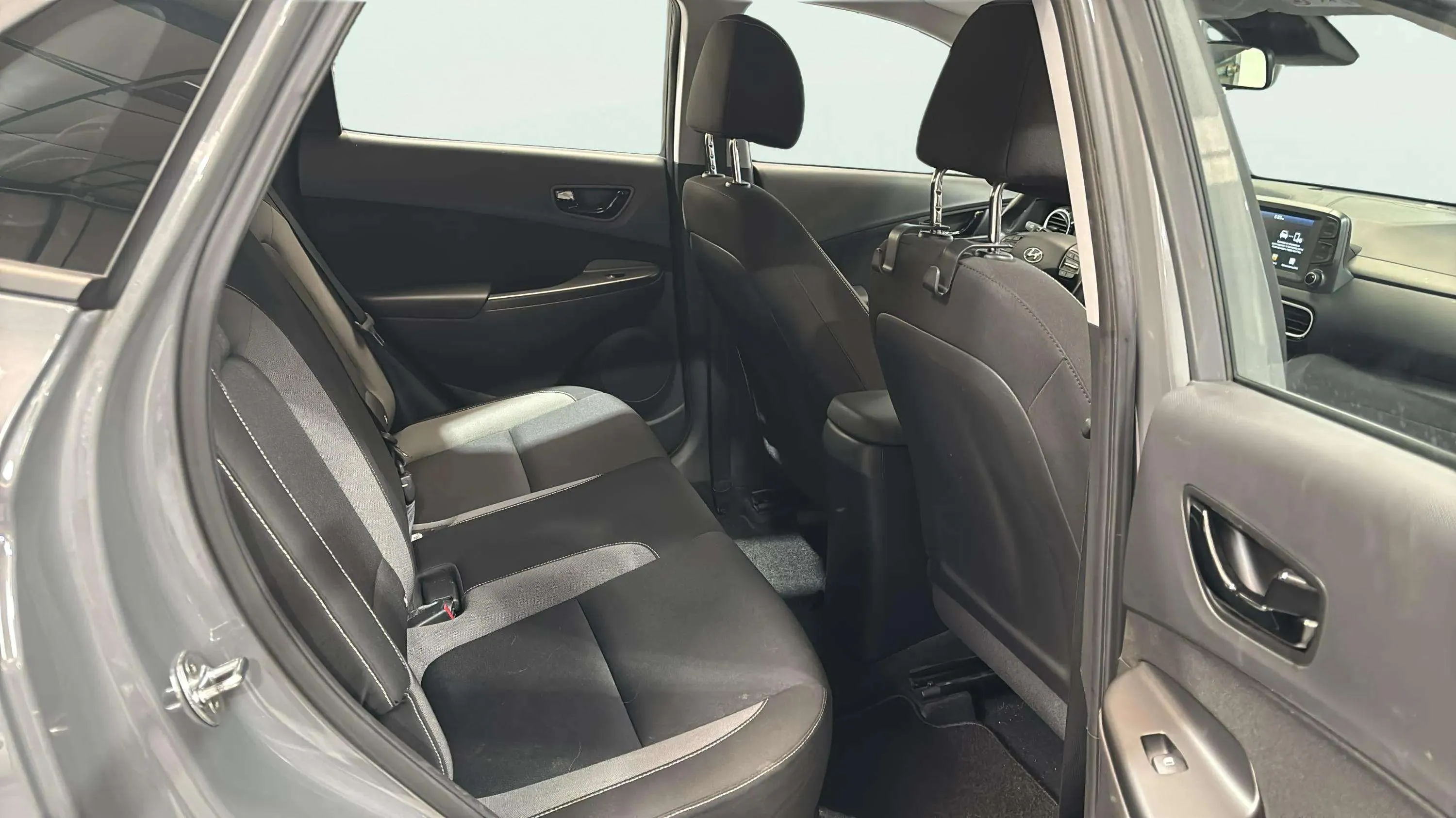 Hyundai Kona 1.6 GDI HEV Klass DCT - foto 19