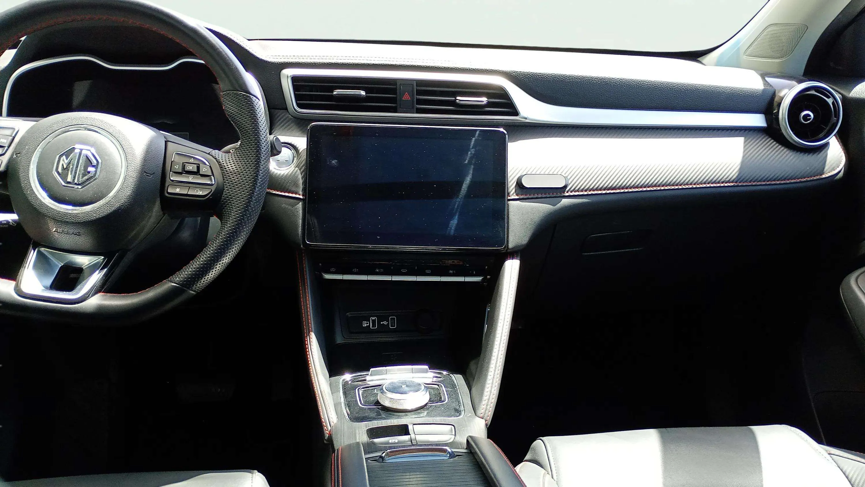MG ZS 72kWh Luxury - foto 9