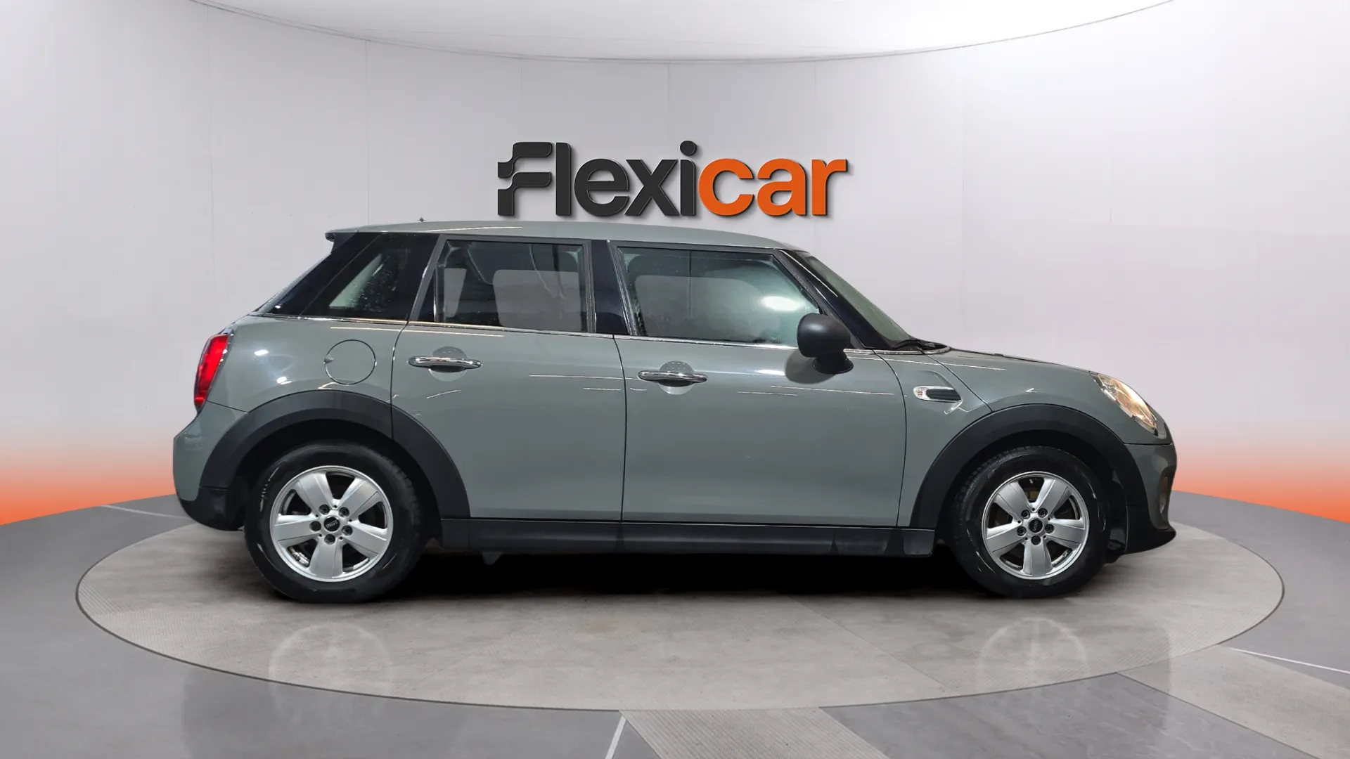 MINI Cooper One D - foto 5