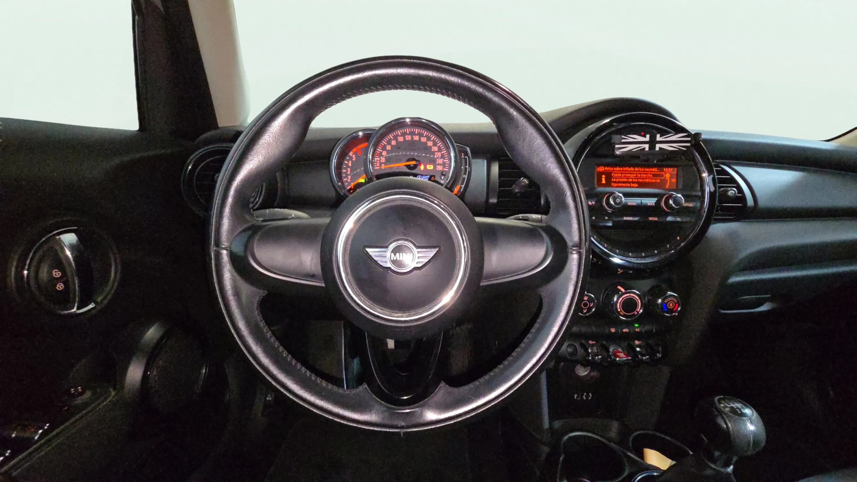 MINI Cooper One D - foto 11