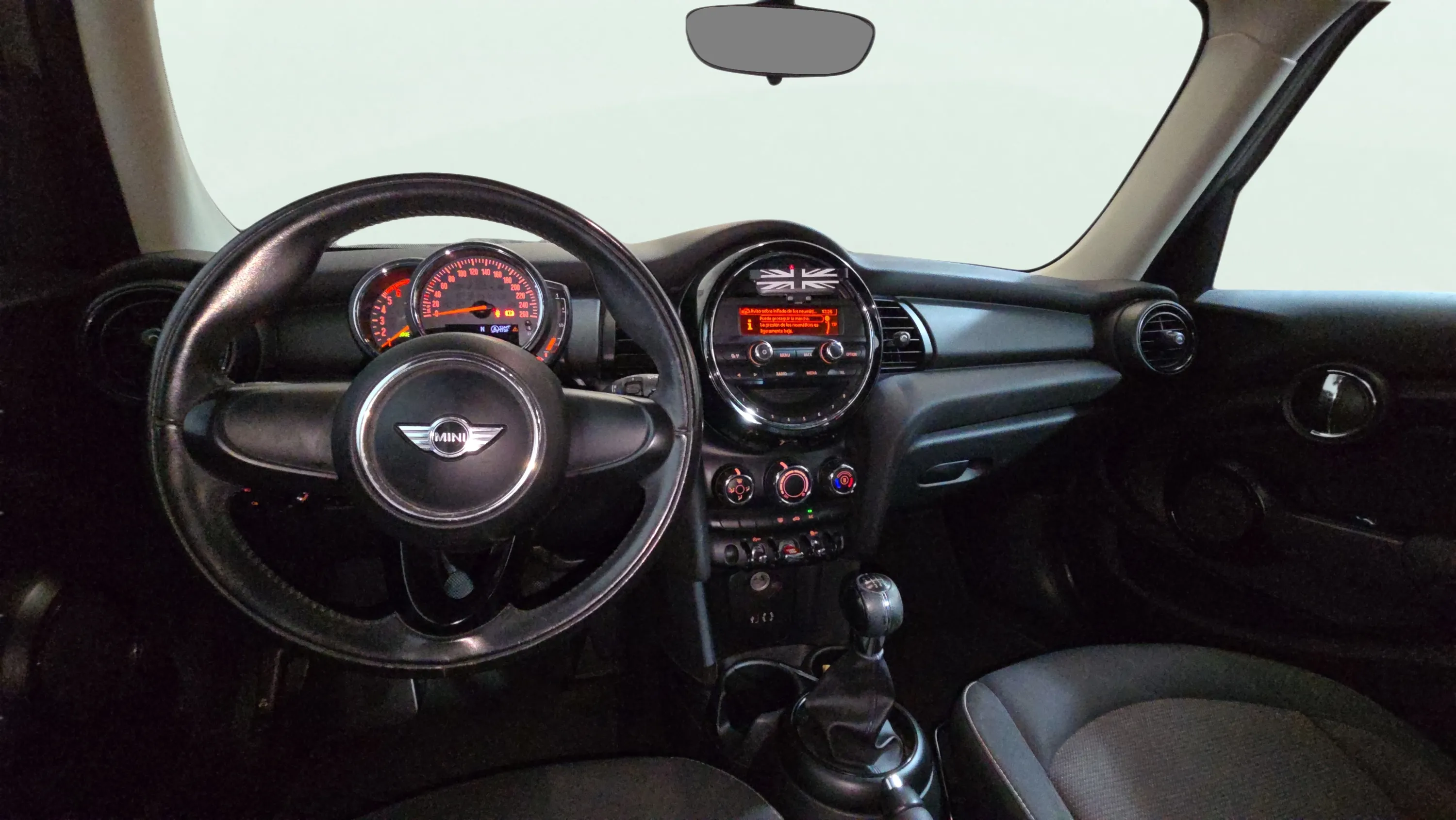 MINI Cooper One D - foto 9