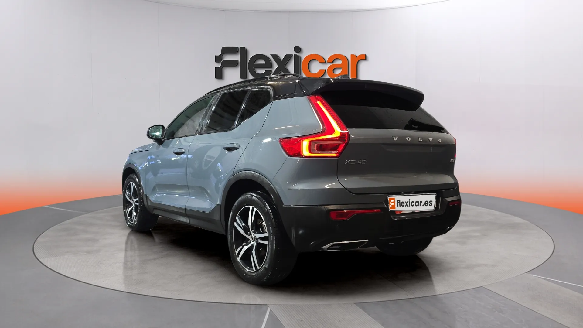 Volvo XC40 2.0 D3 R-Design - foto 3