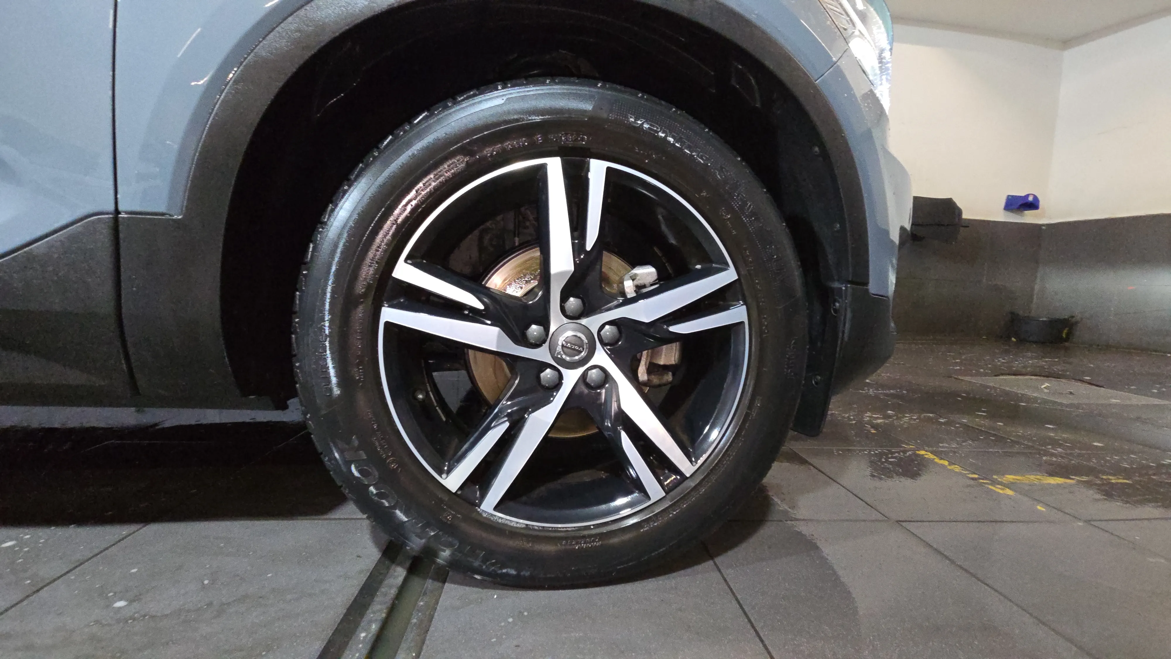 Volvo XC40 2.0 D3 R-Design - foto 23