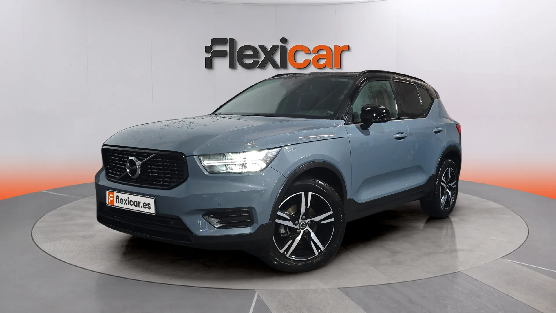 Volvo XC40 2.0 D3 R-Design - foto 2