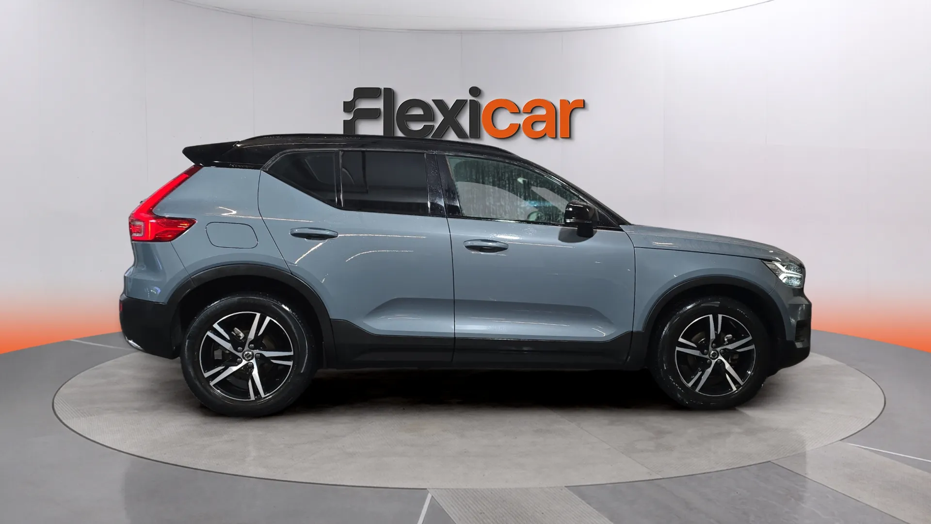Volvo XC40 2.0 D3 R-Design - foto 5