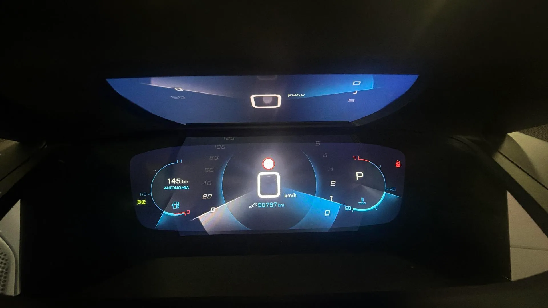 Peugeot 2008 Allure Pack PureTech 130 EAT8 - foto 13