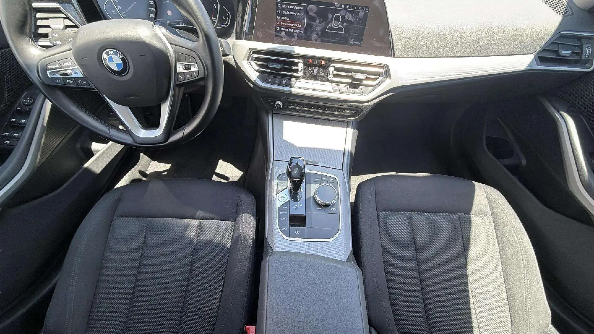 BMW Serie 3 318d .Touring - foto 17