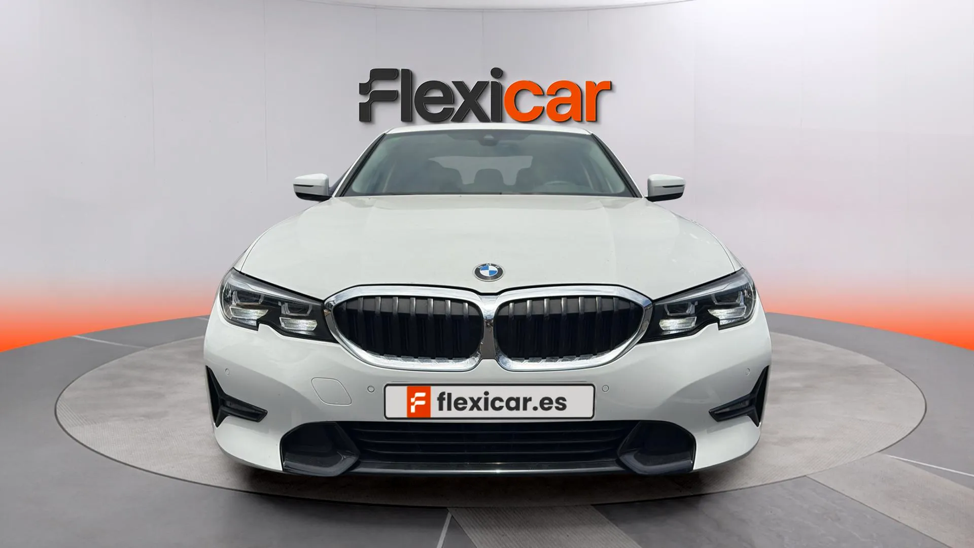 BMW Serie 3 330e - foto 2