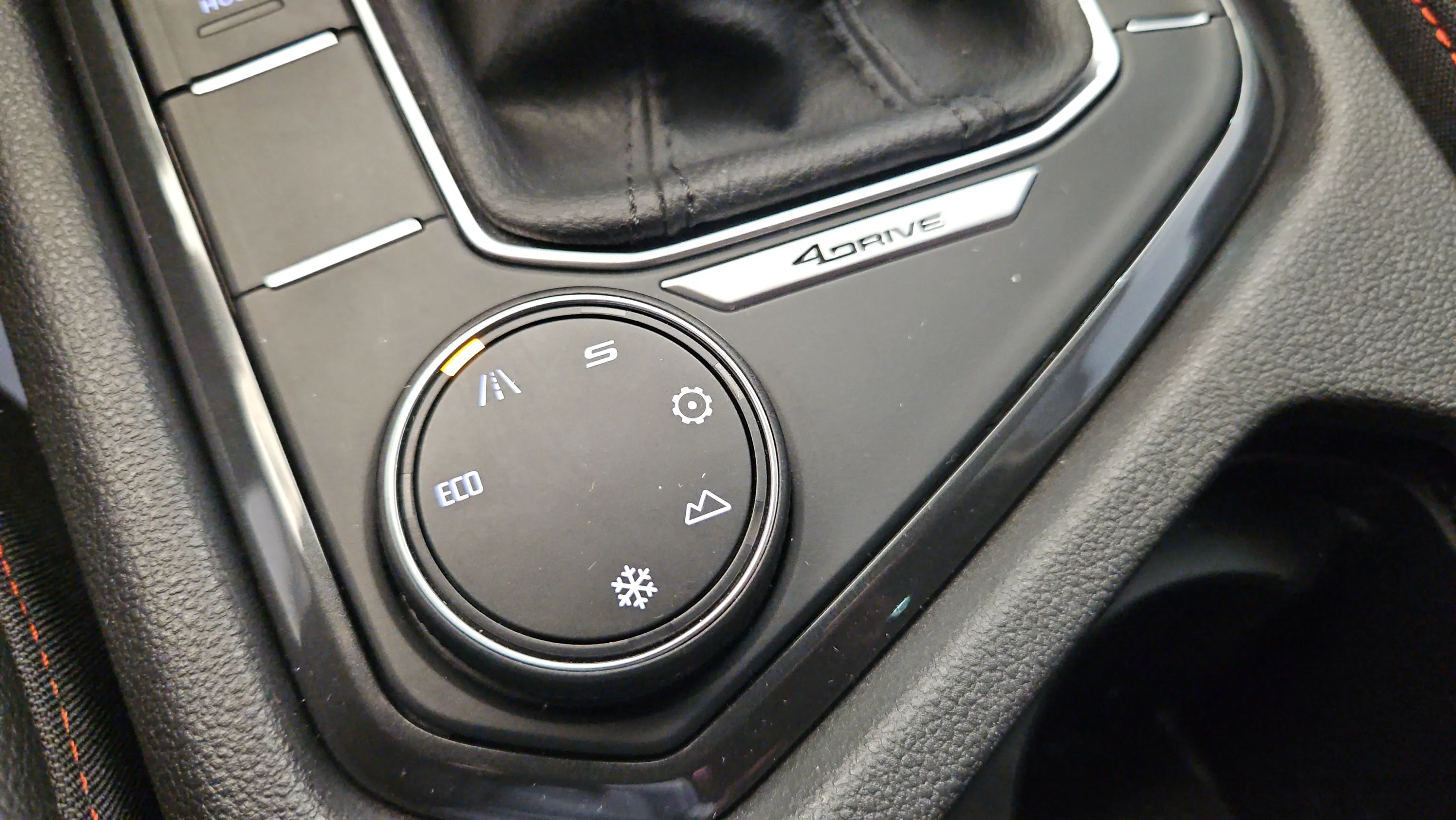 SEAT Tarraco 2.0 TDI 4Drive DSG FR GO L - foto 18