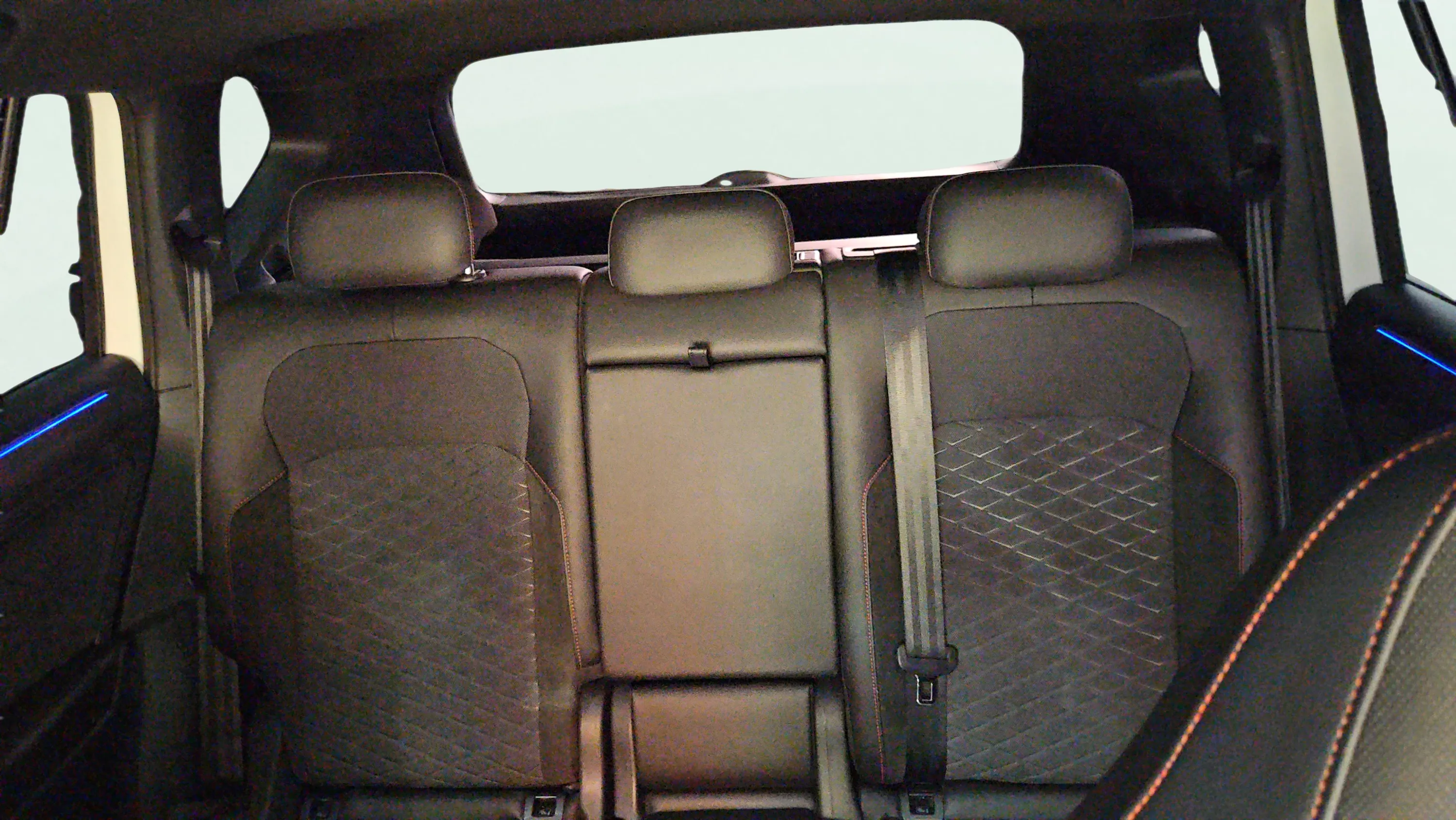 SEAT Tarraco 2.0 TDI 4Drive DSG FR GO L - foto 16