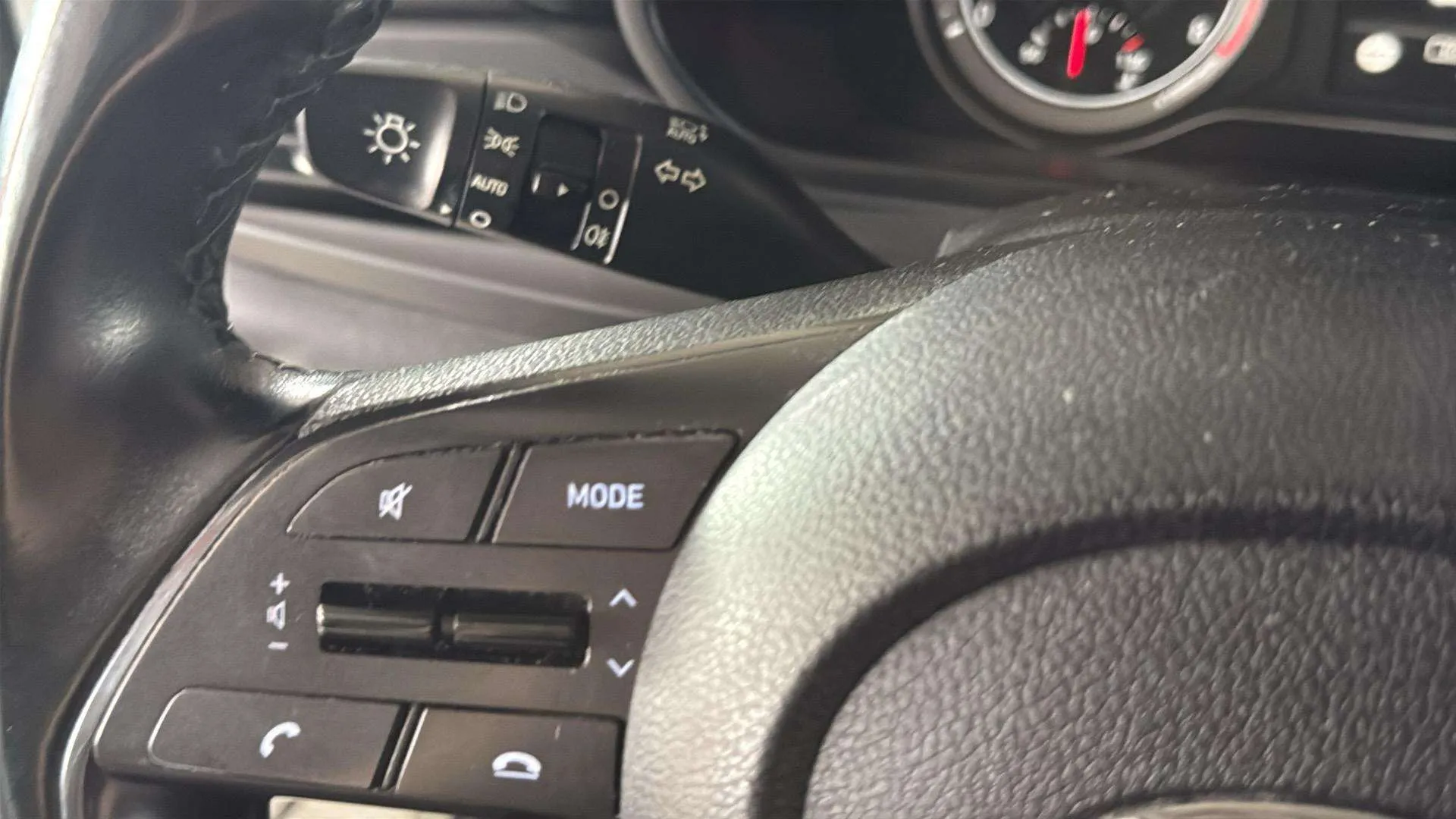 Hyundai i20 1.0 T-GDi 48V Essence - foto 12