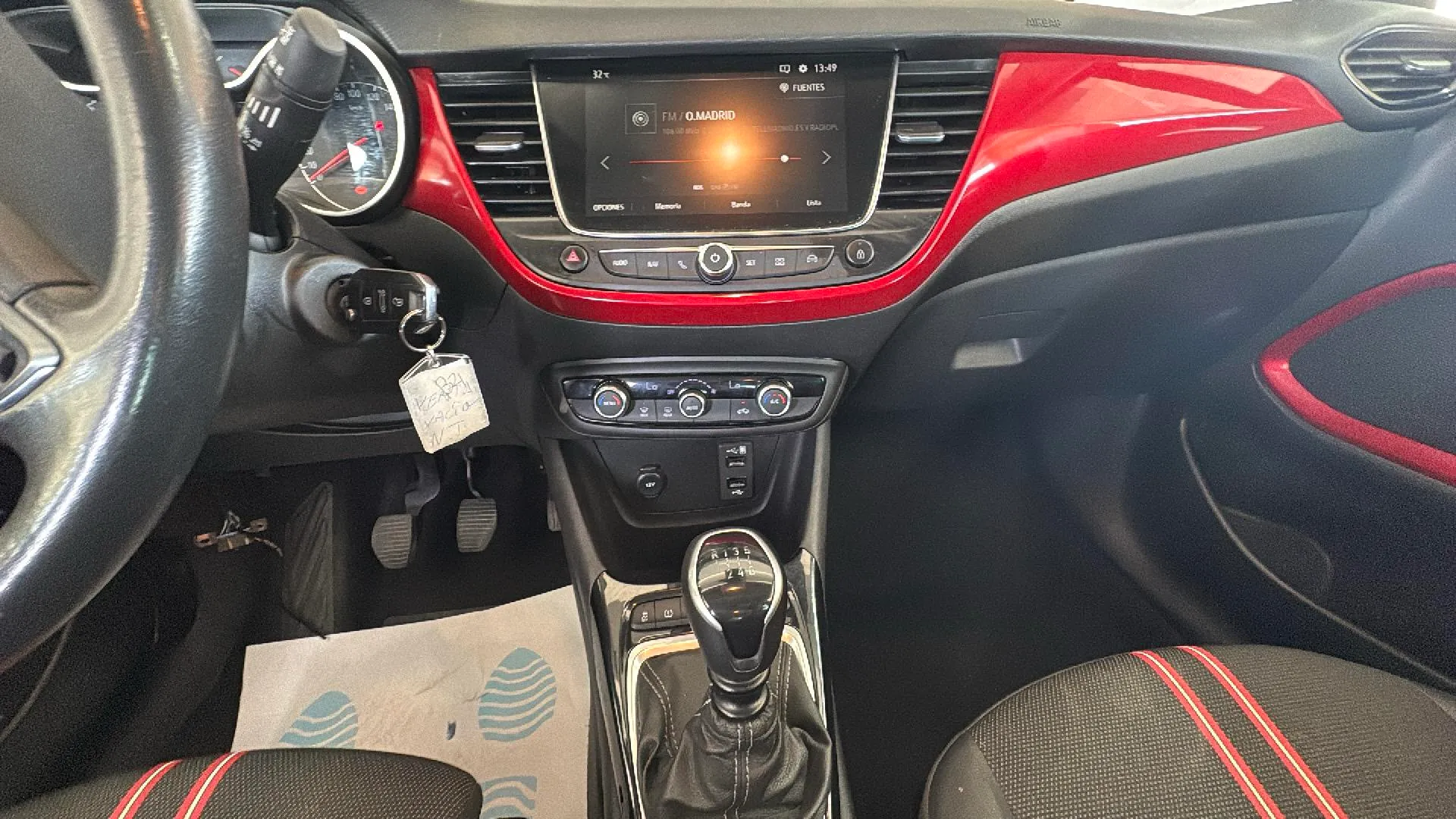 Opel Crossland 1.2 GS - foto 14
