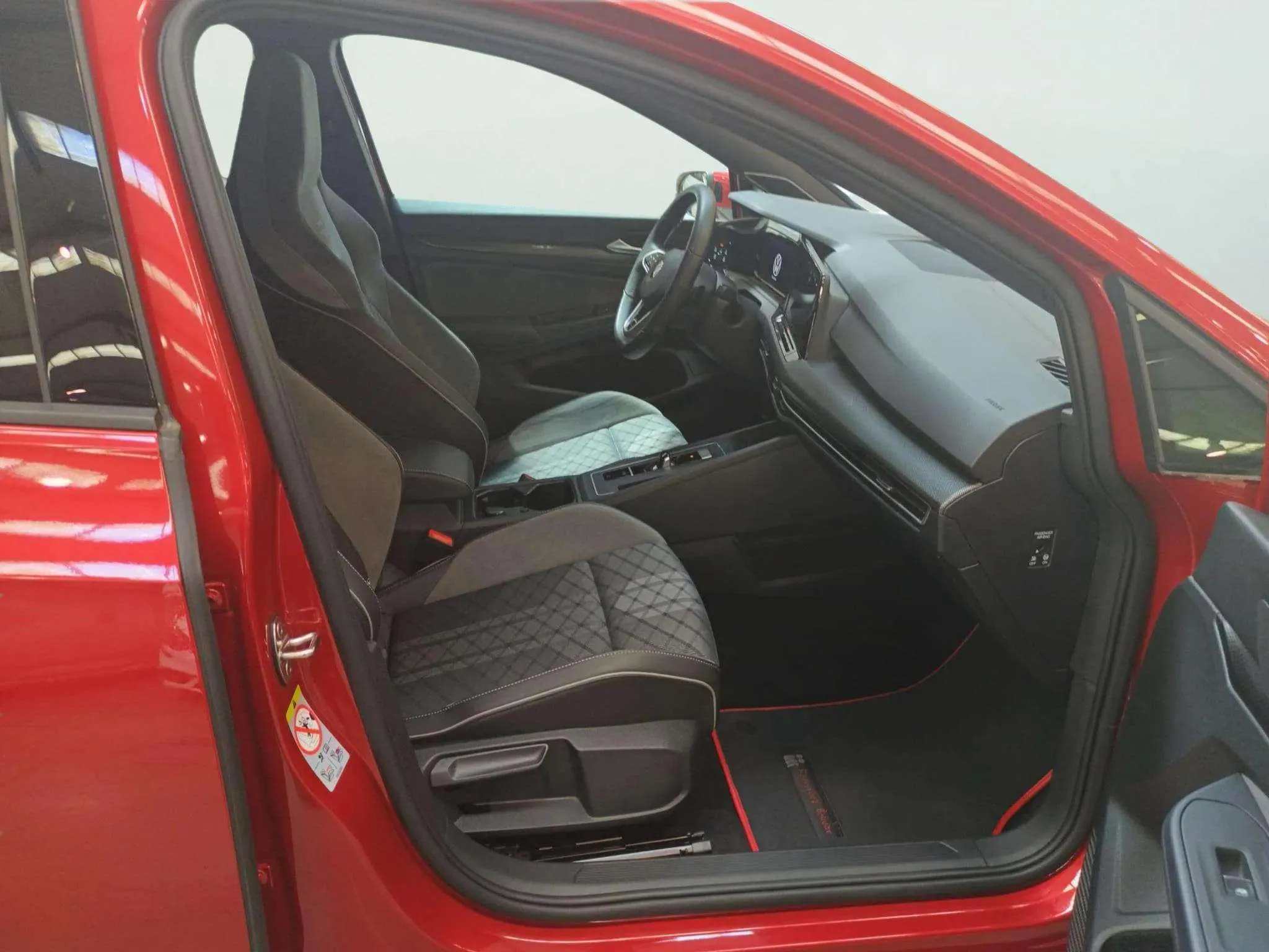Volkswagen Golf R-Line 2.0 TDI DSG Variant - foto 7