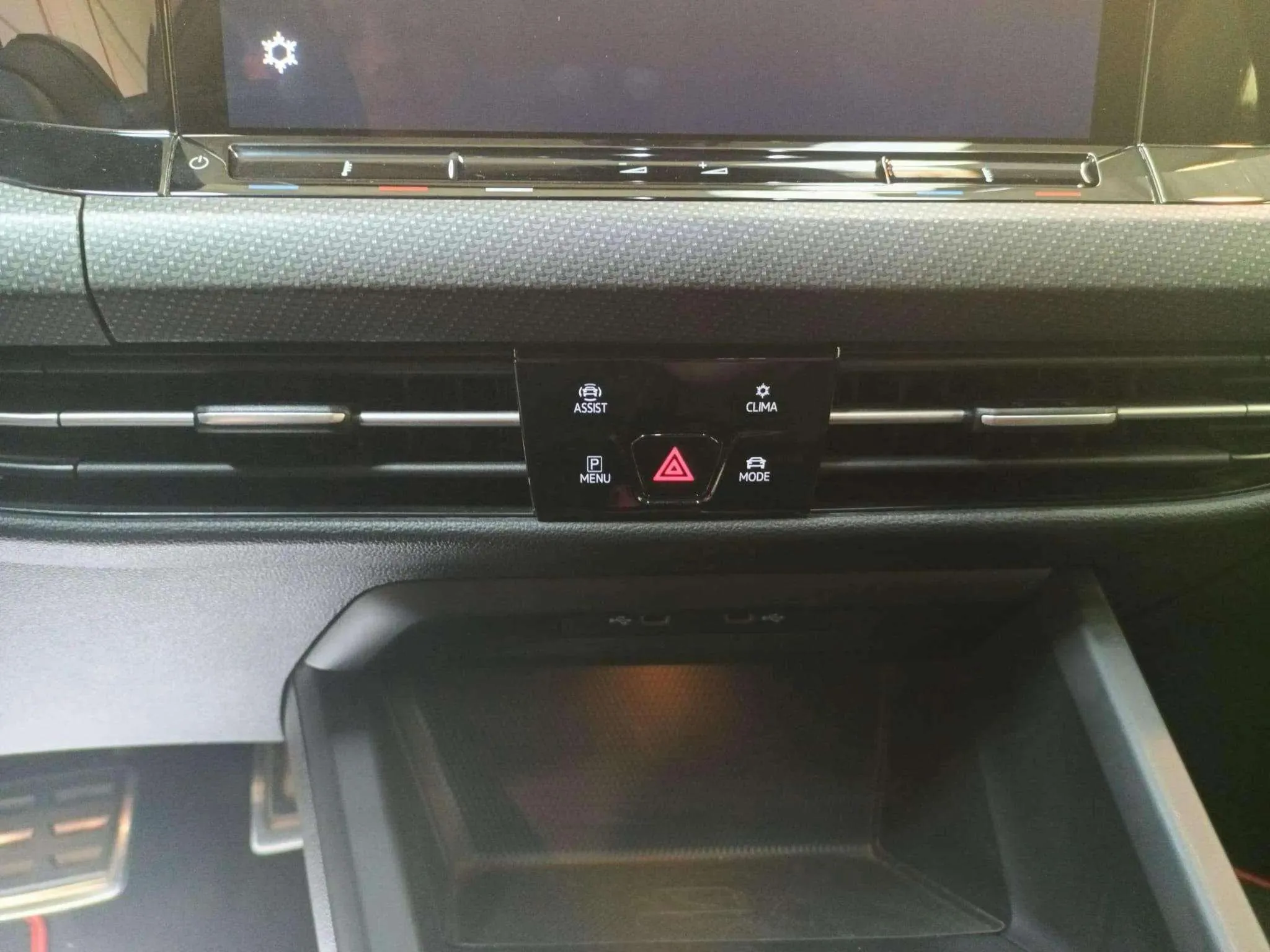Volkswagen Golf R-Line 2.0 TDI DSG Variant - foto 15