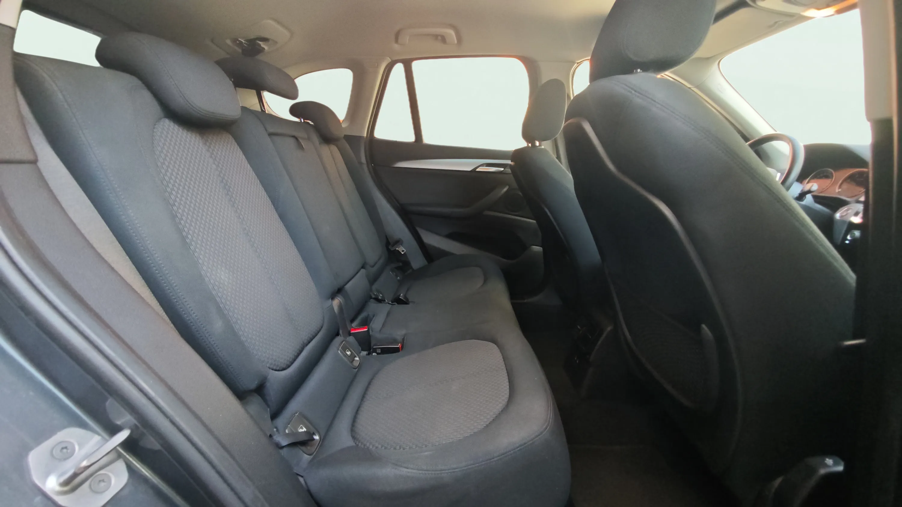 BMW X1 sDrive18d - foto 11