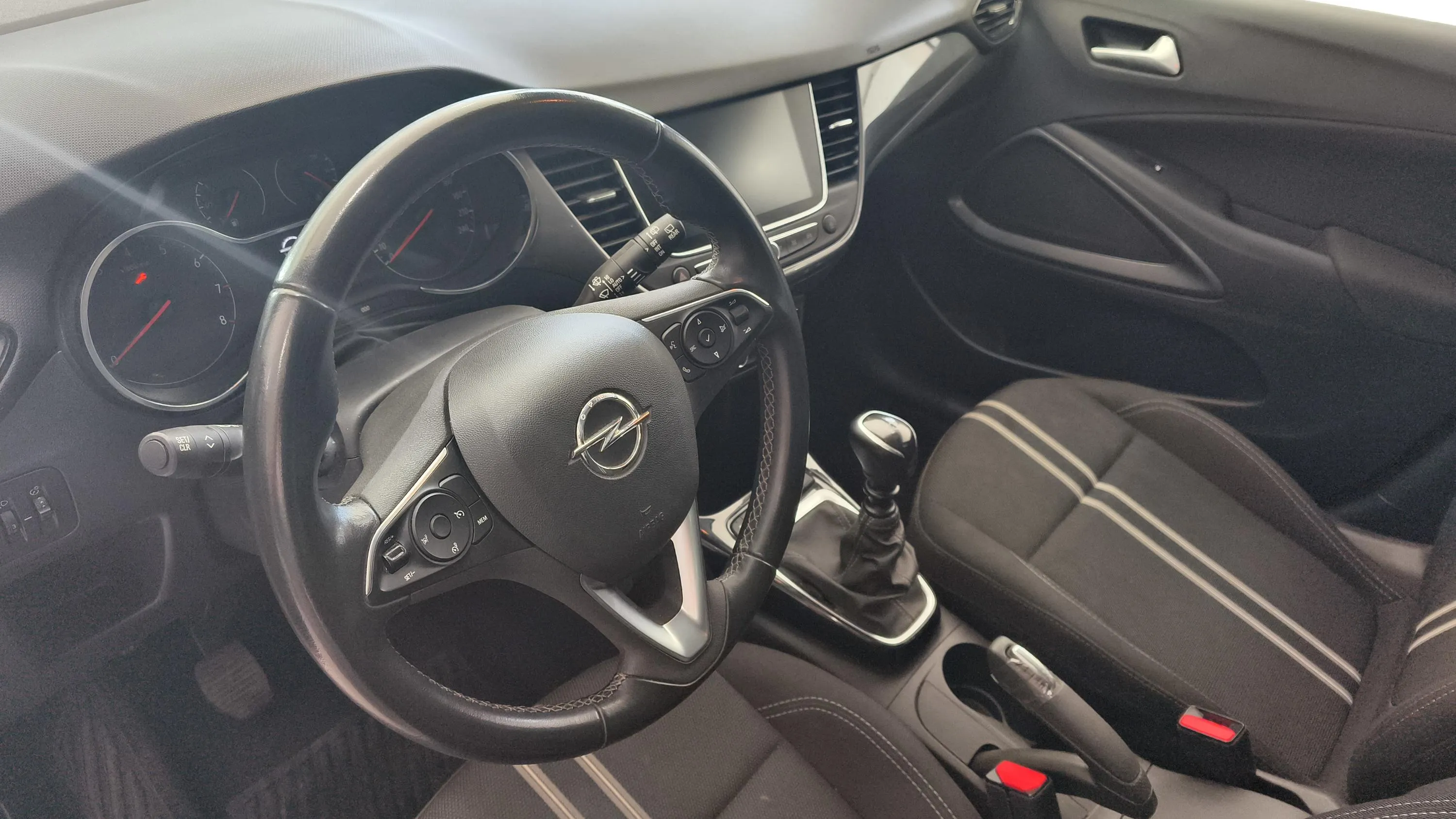 Opel Crossland 1.2 GS - foto 6