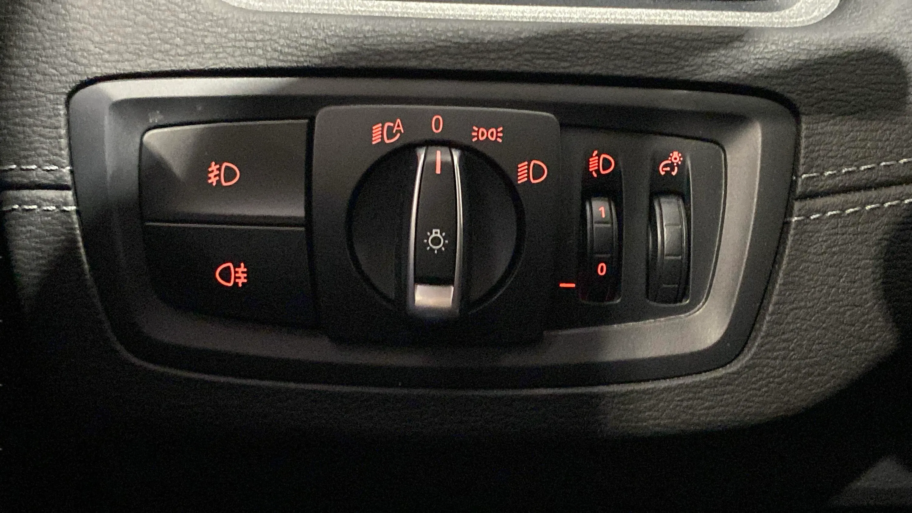 BMW X1 sDrive18d - foto 19