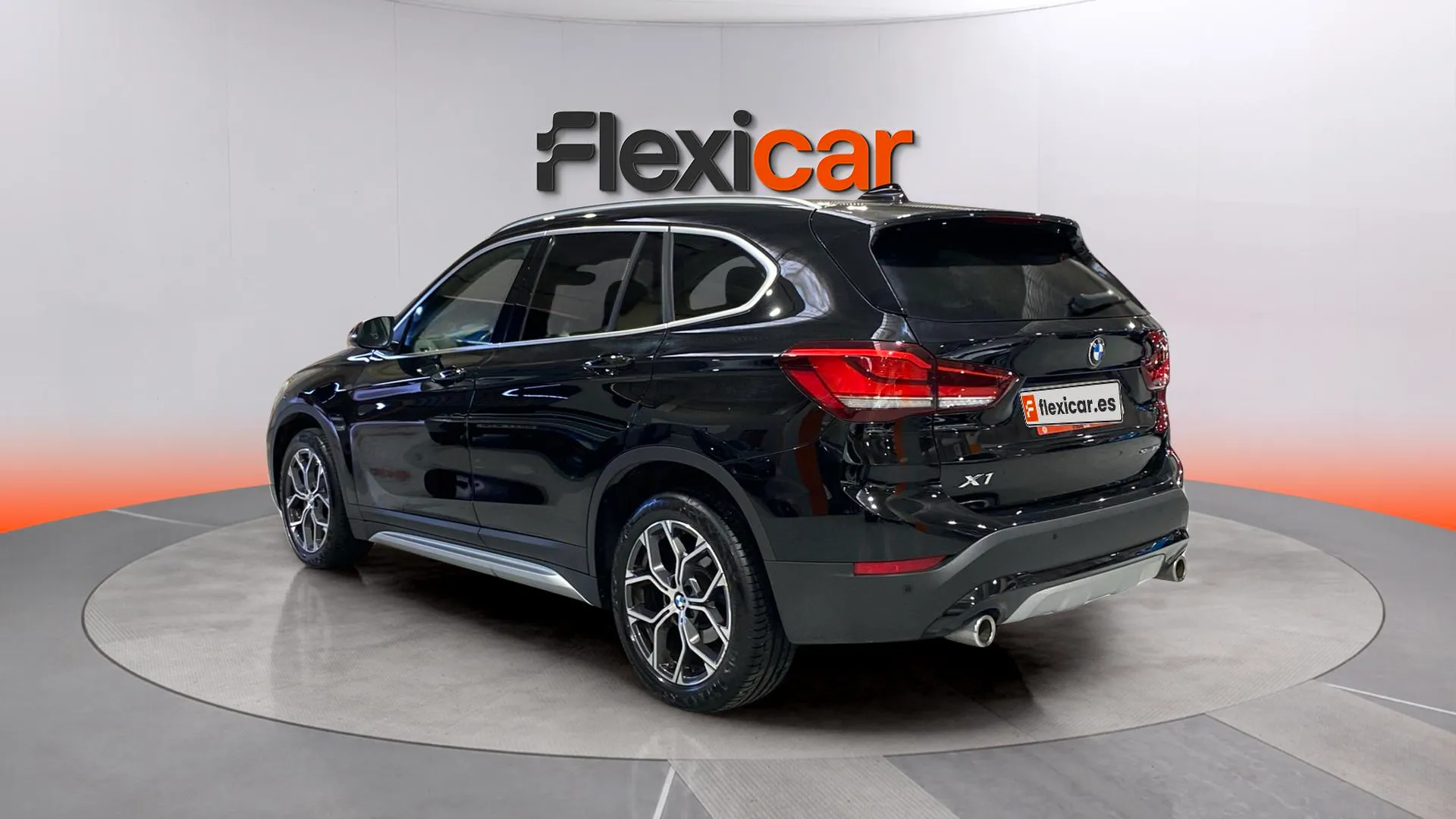 BMW X1 sDrive18d - foto 6