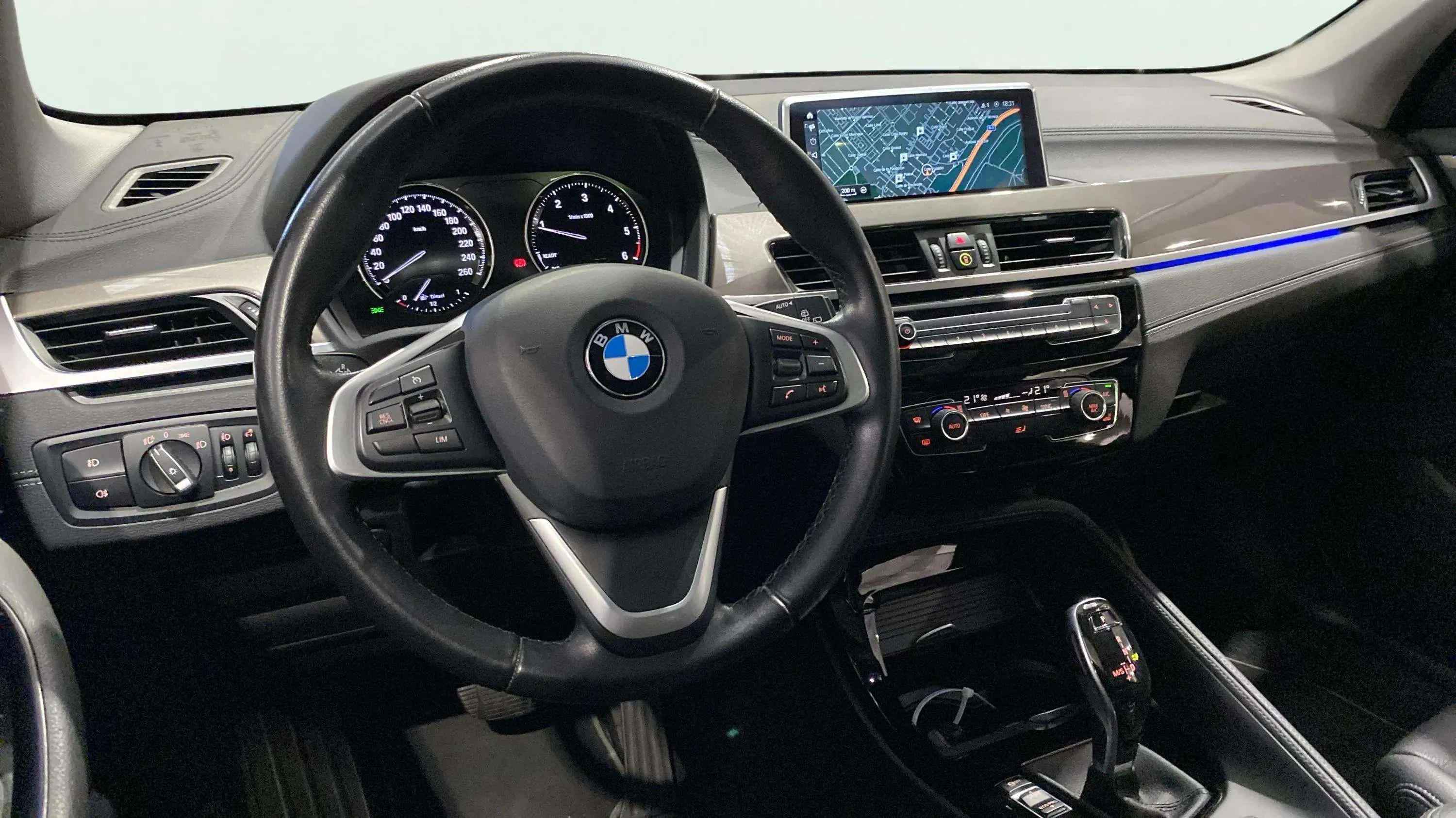 BMW X1 sDrive18d - foto 37