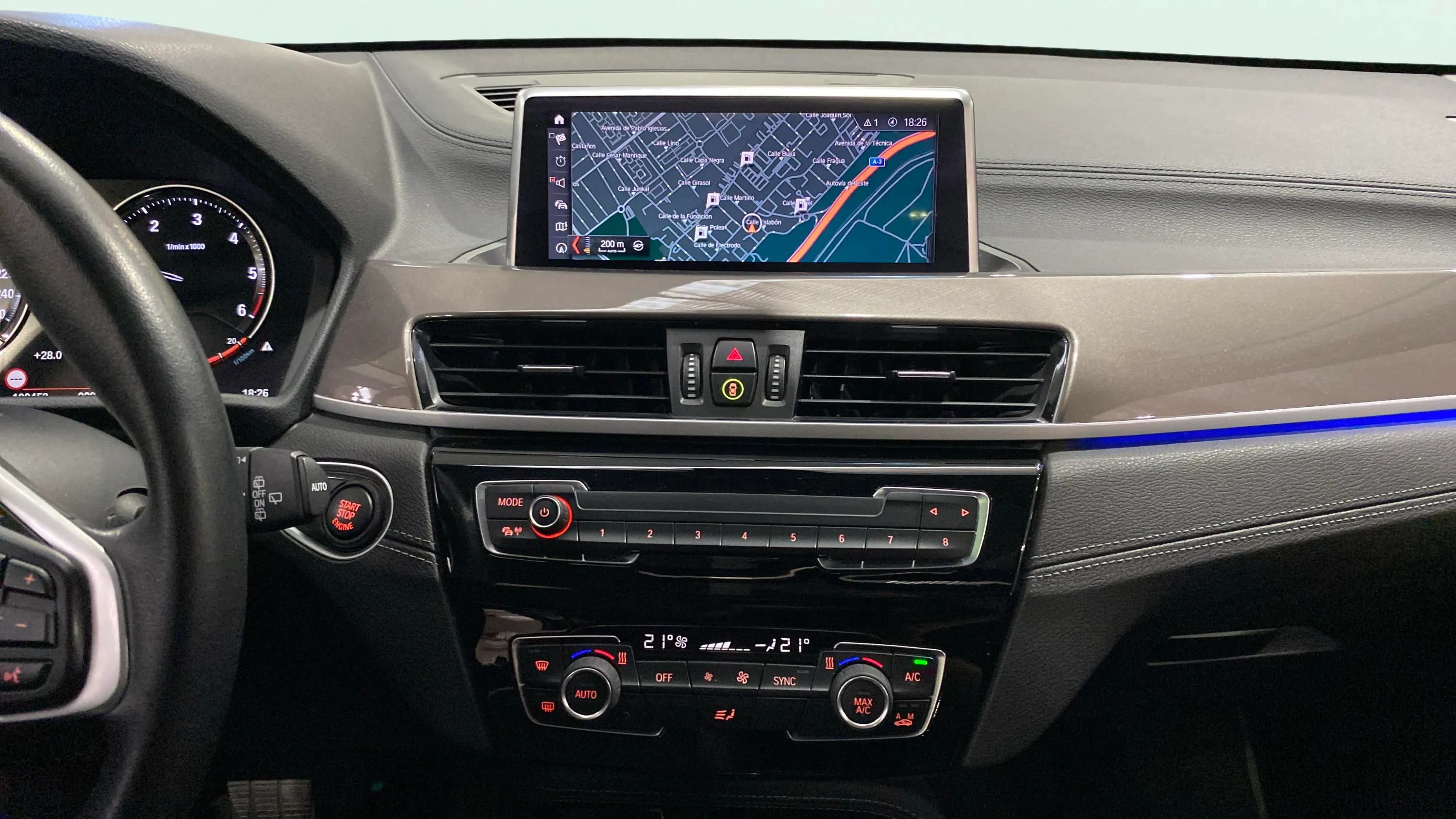 BMW X1 sDrive18d - foto 25