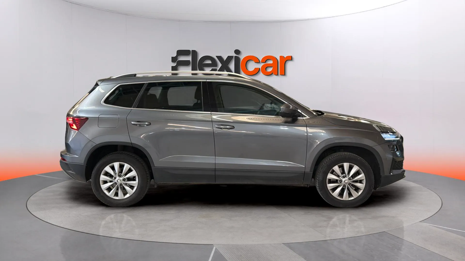 Škoda Karoq 1.5 TSI DSG ACT Selection - foto 5