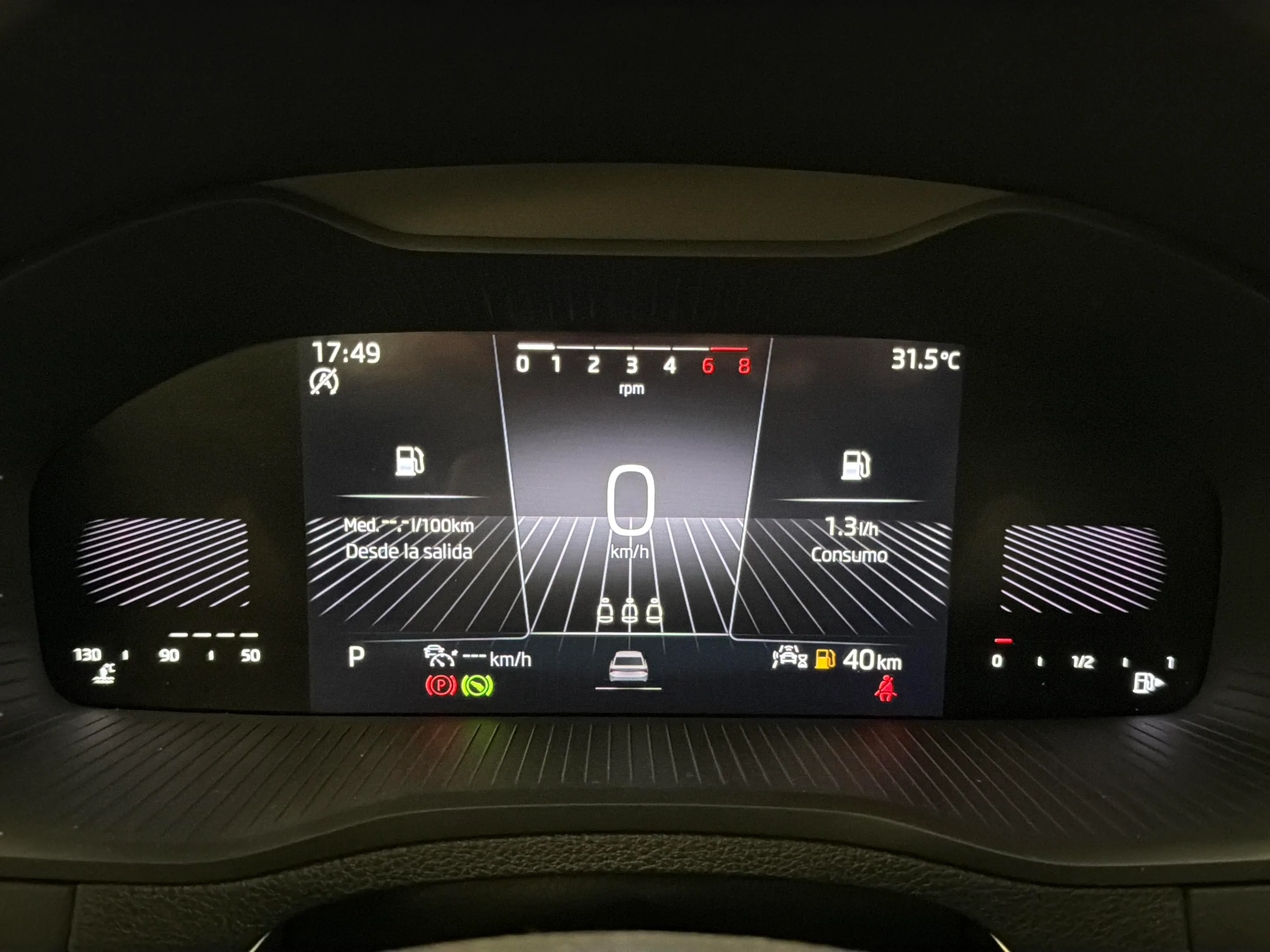 Škoda Karoq 1.5 TSI DSG ACT Selection - foto 9