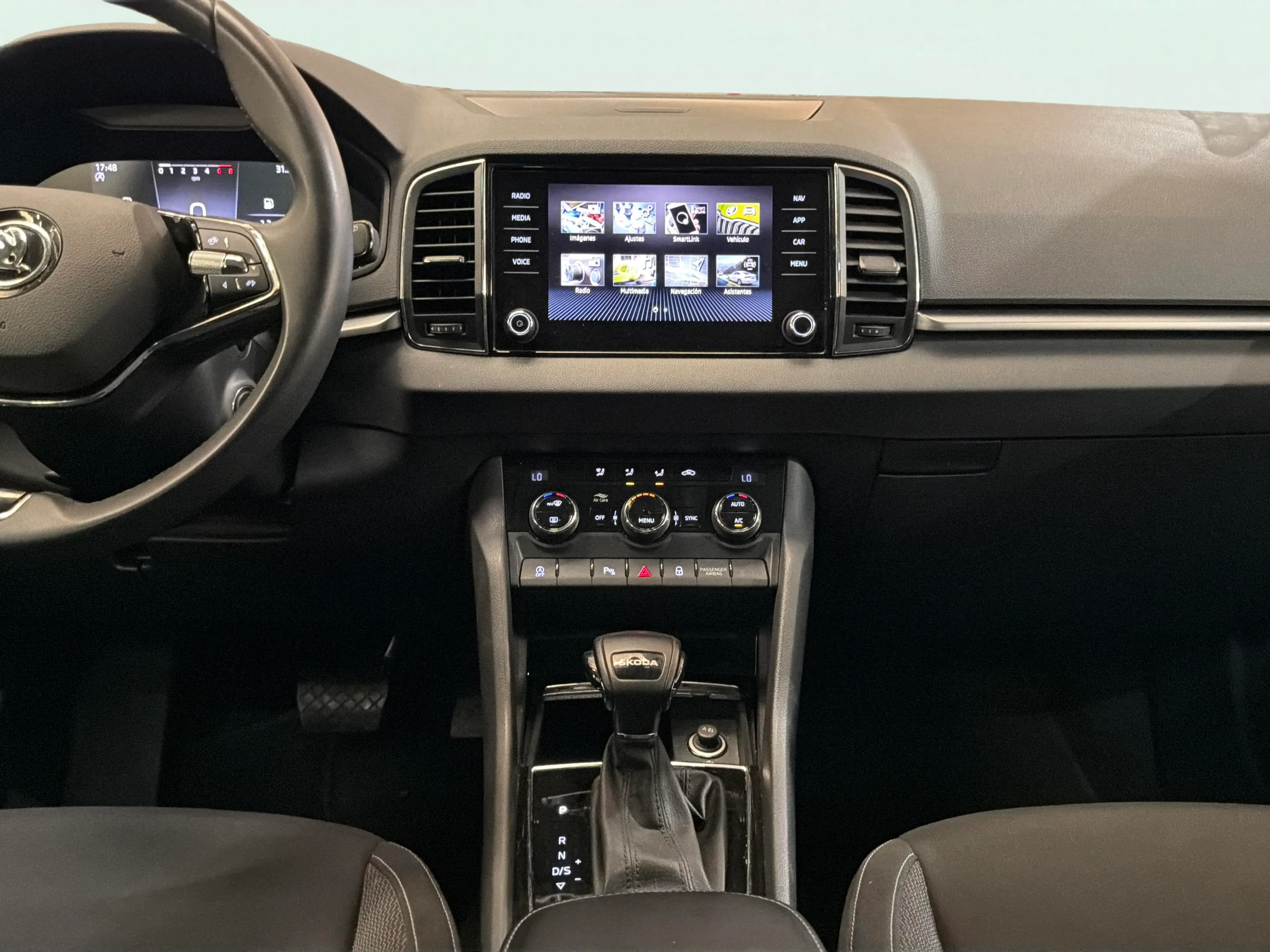 Škoda Karoq 1.5 TSI DSG ACT Selection - foto 7