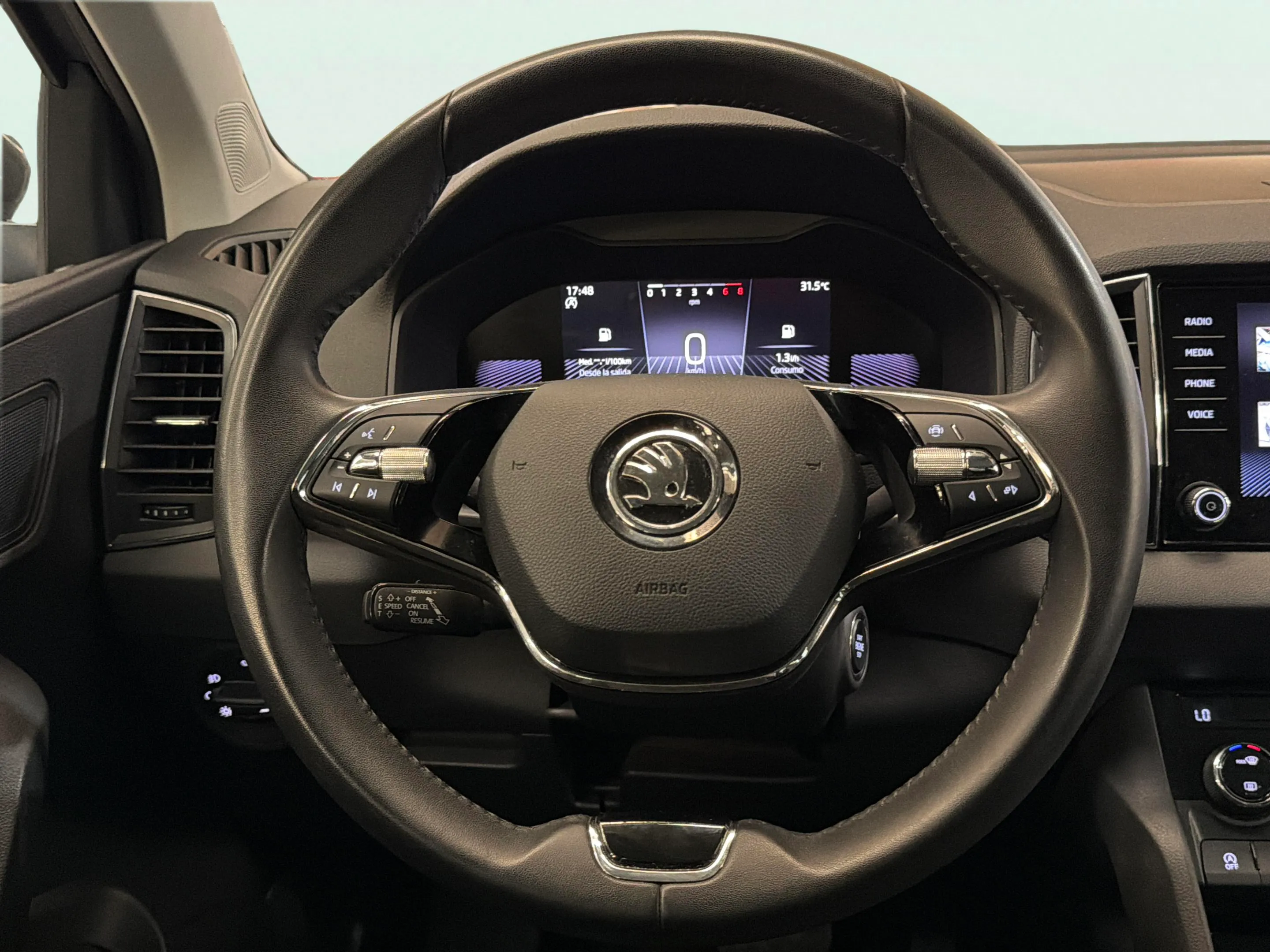 Škoda Karoq 1.5 TSI DSG ACT Selection - foto 8