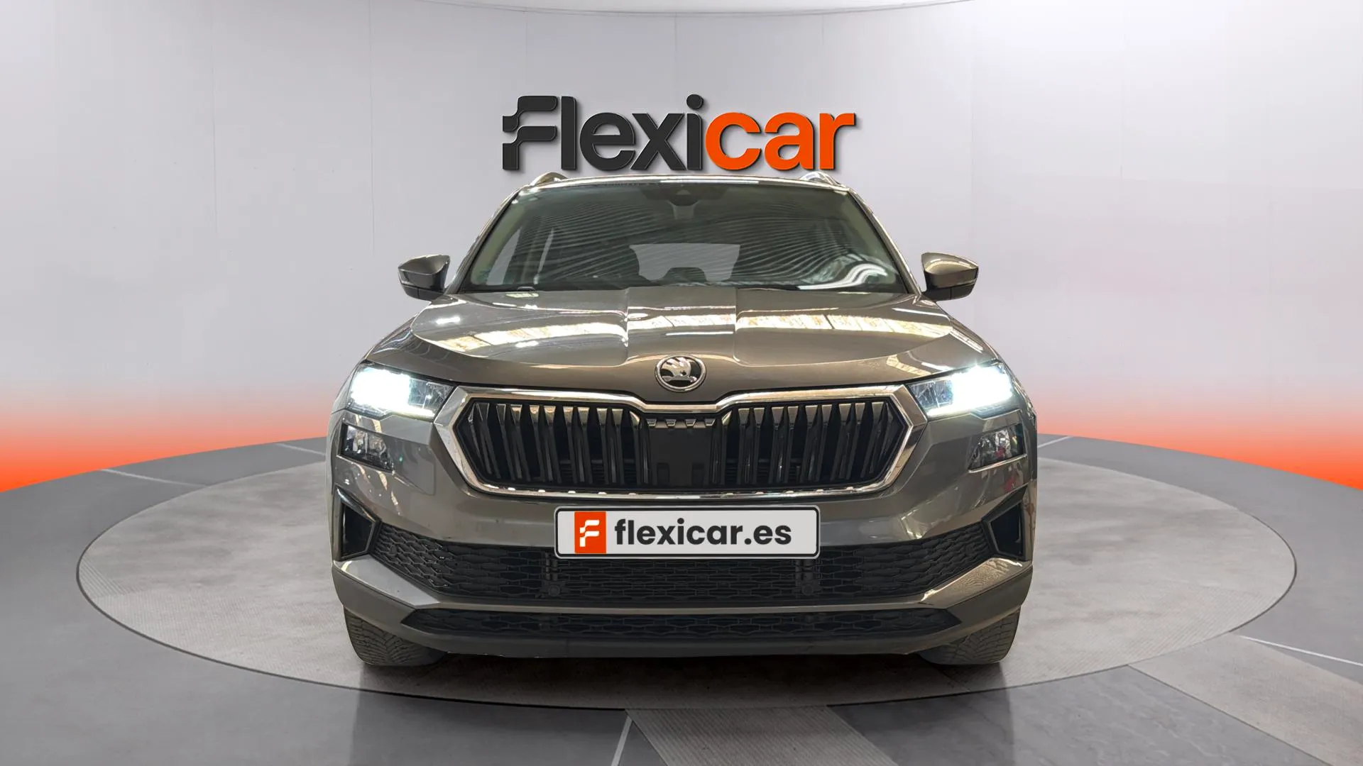 Škoda Karoq 1.5 TSI DSG ACT Selection - foto 2