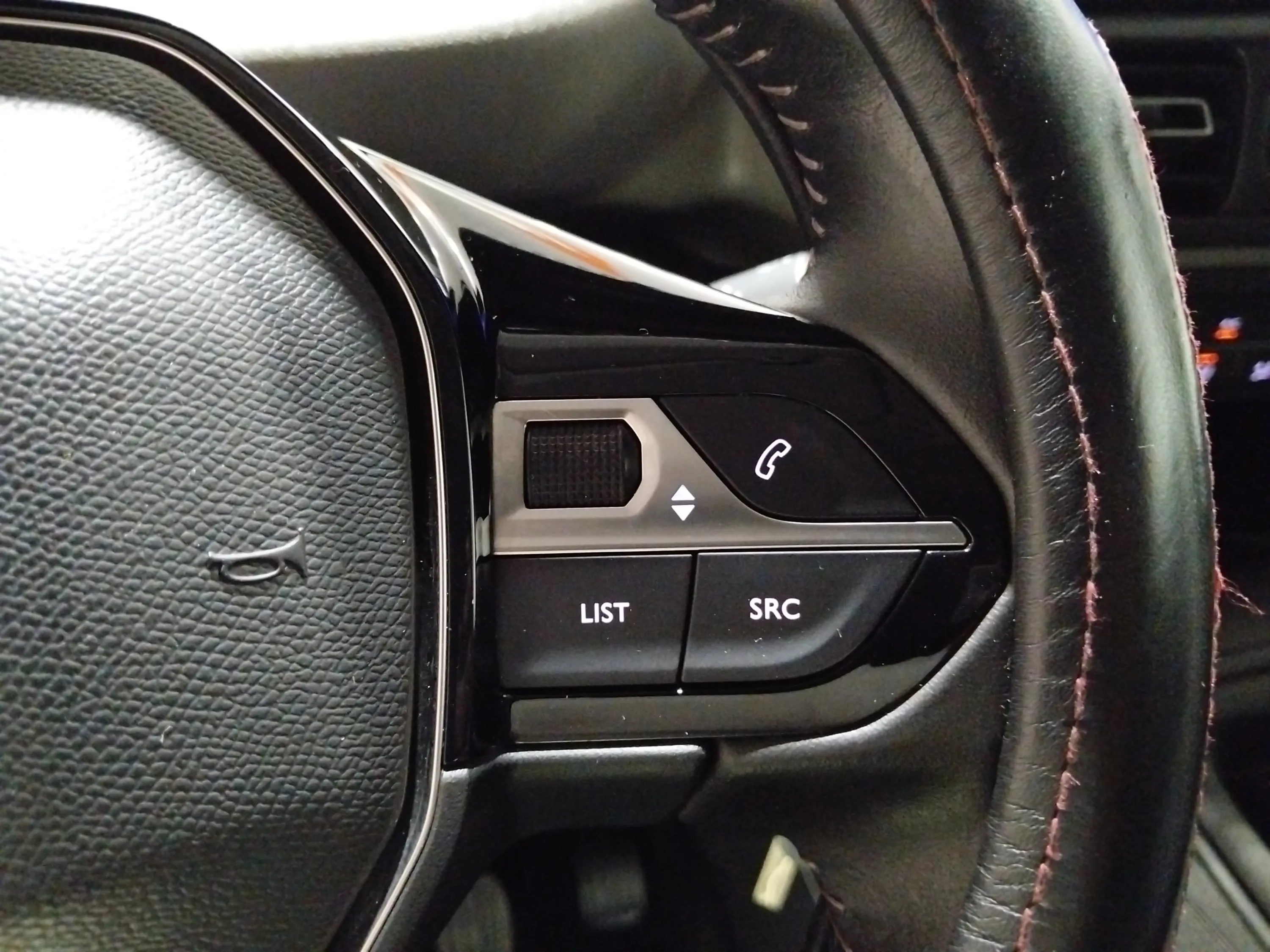 Peugeot Rifter Allure Standard BlueHDi - foto 22