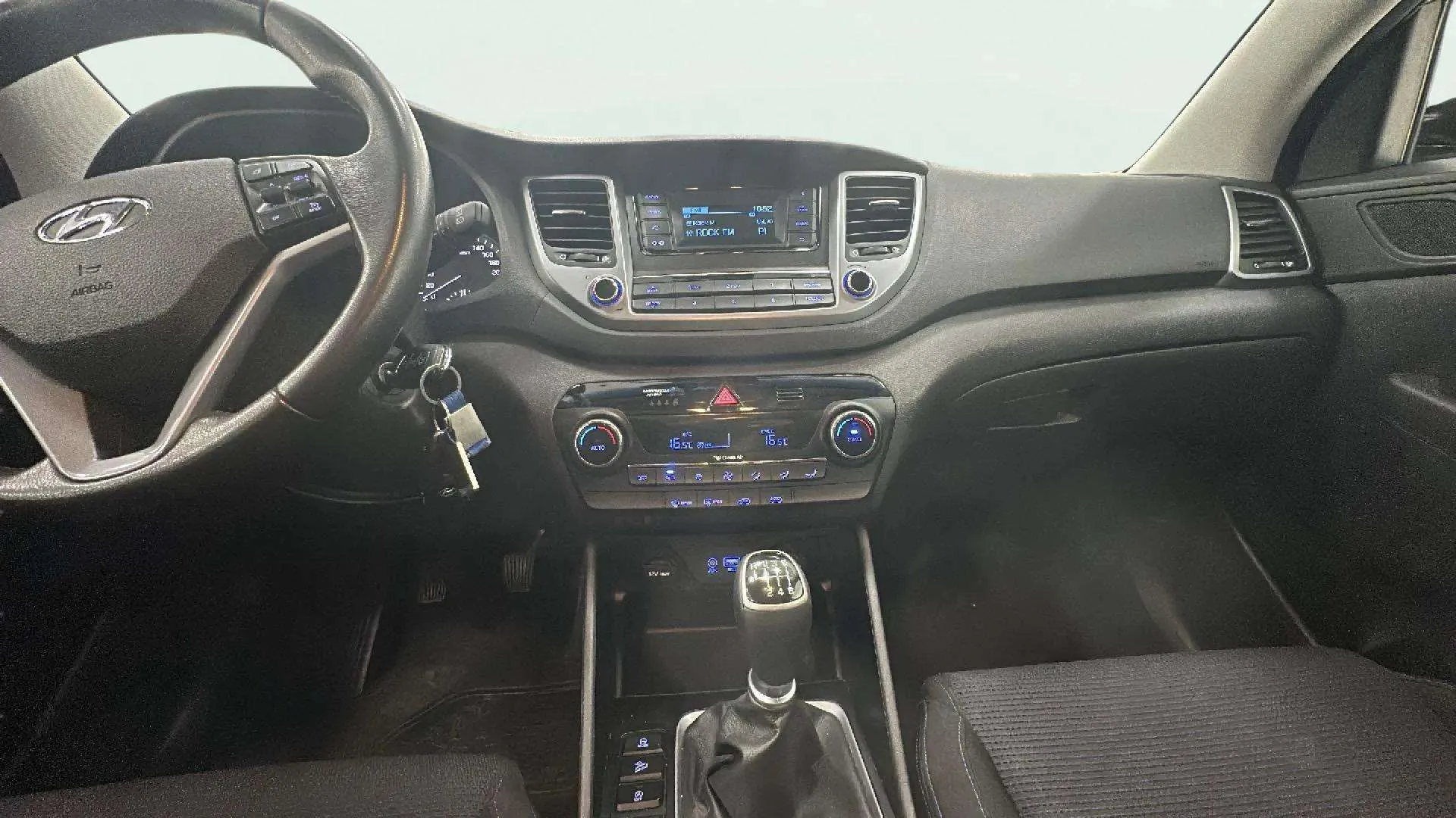 Hyundai Tucson 1.6 GDi BlueDrive Klass 4x2 - foto 9