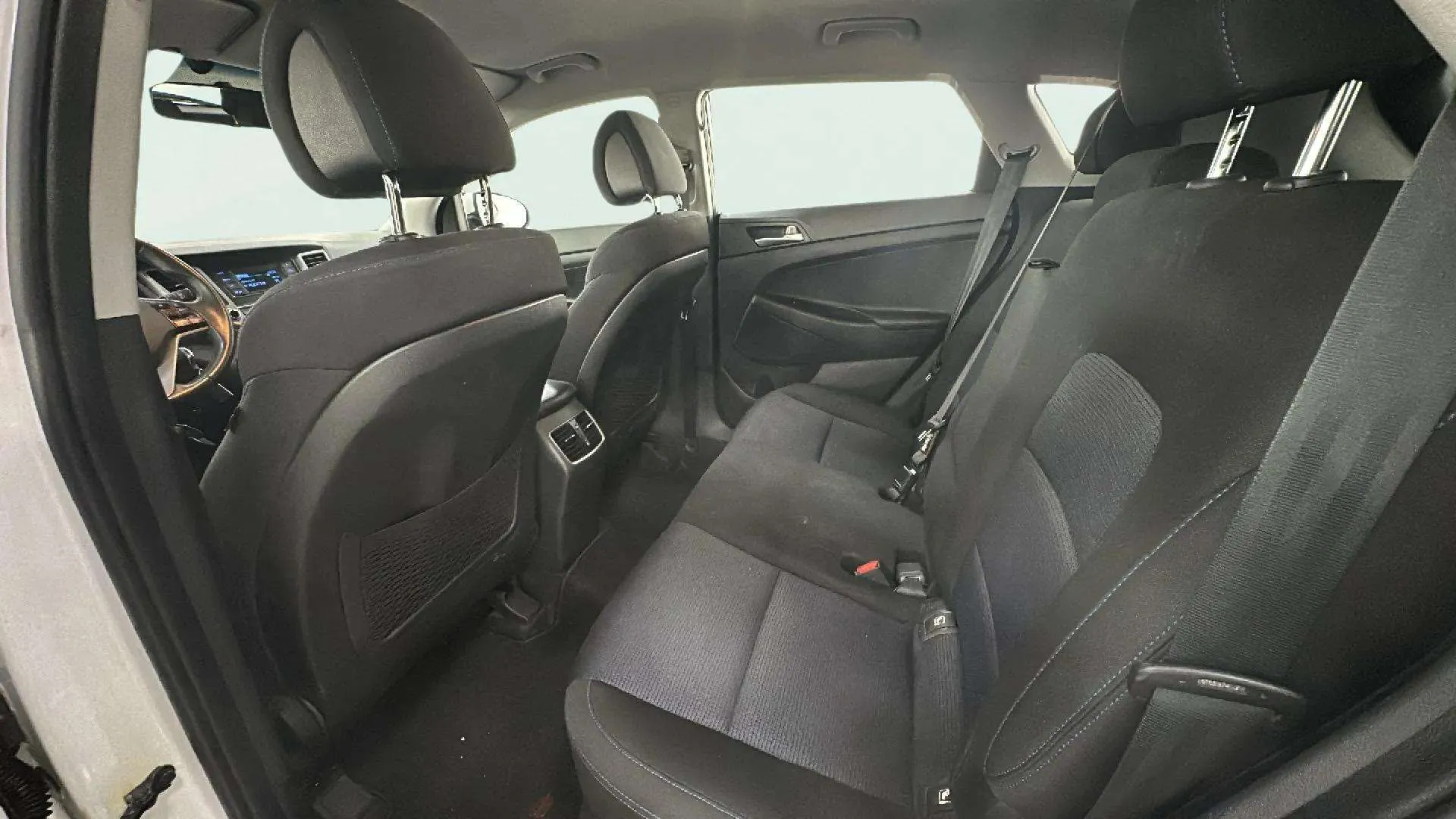 Hyundai Tucson 1.6 GDi BlueDrive Klass 4x2 - foto 10