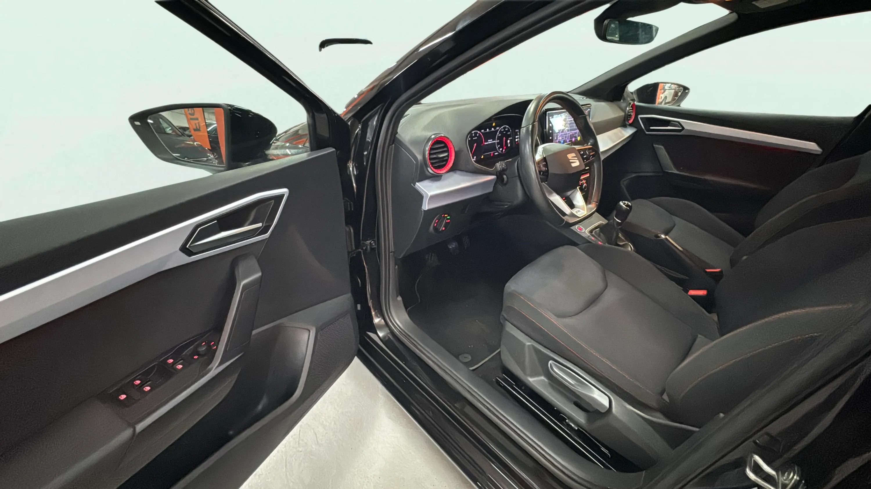SEAT Ibiza 1.0 TSI FR Plus - foto 16