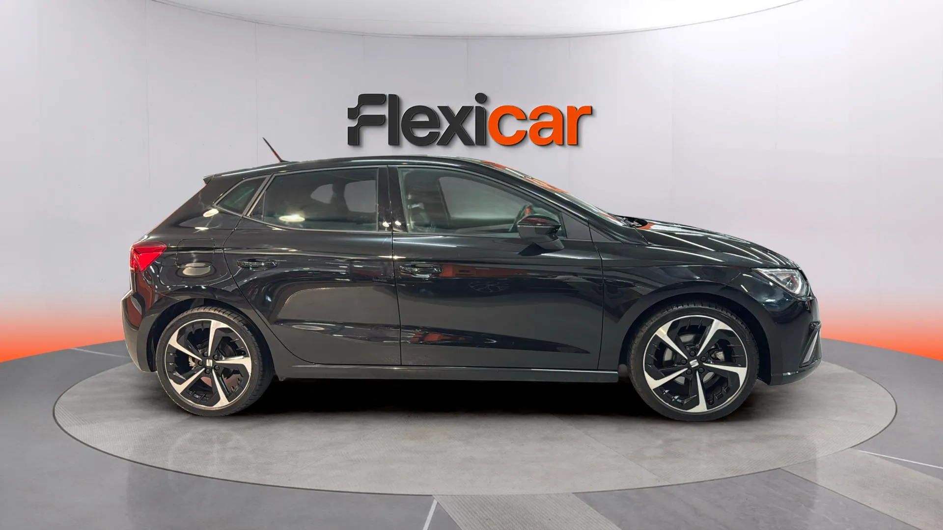 SEAT Ibiza 1.0 TSI FR Plus - foto 8