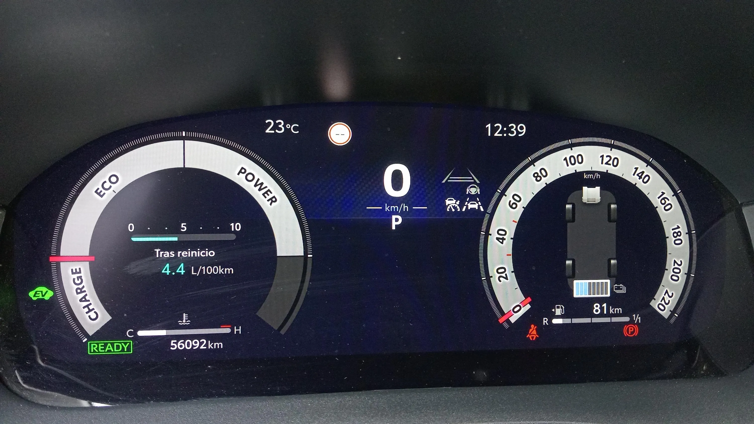 Toyota Yaris Cross 1.5 130H GR Sport - foto 16